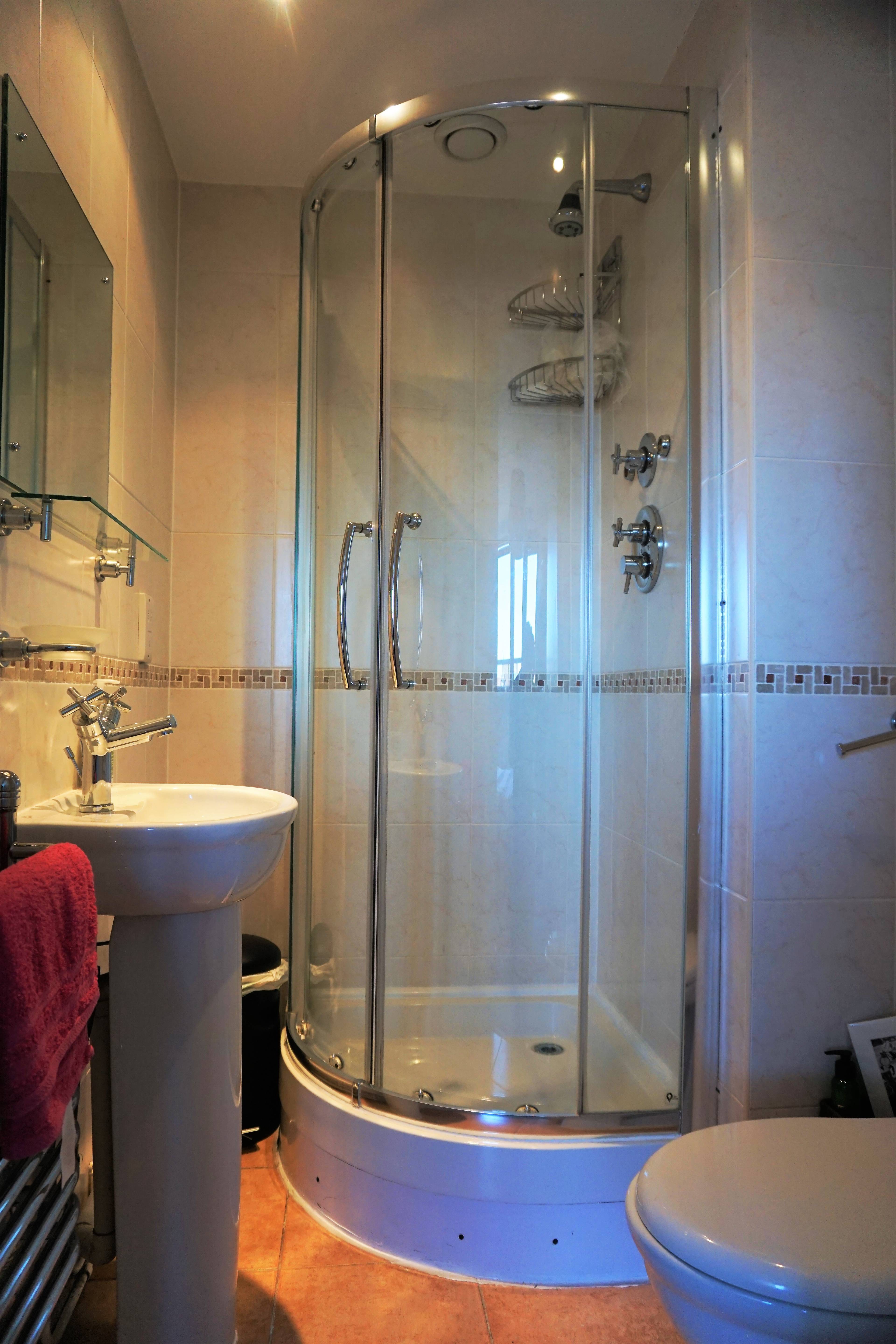Master En-suite
