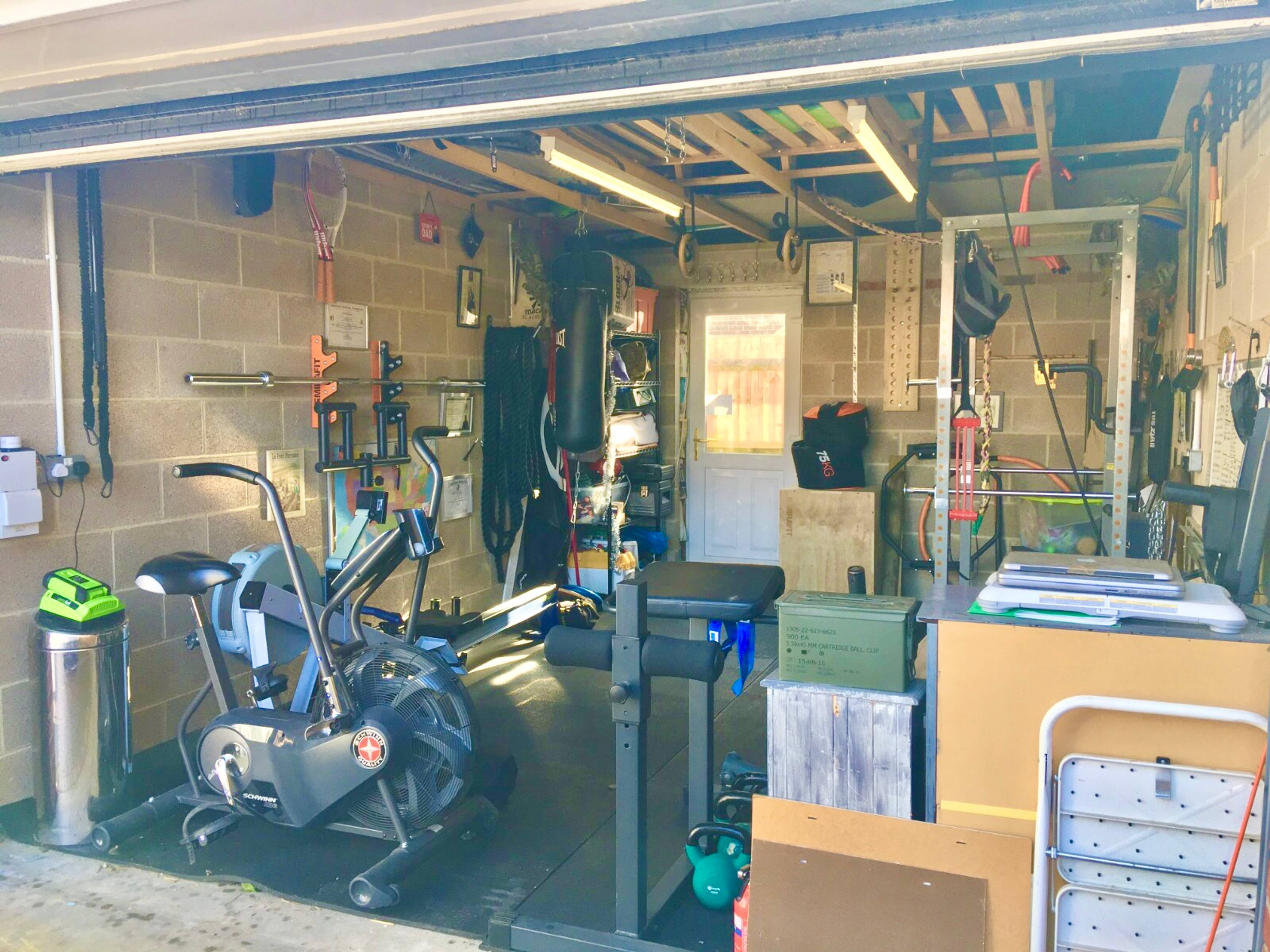 Garage