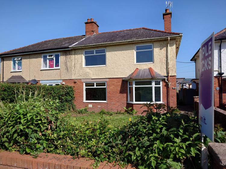 3 bedroom semi-detached house