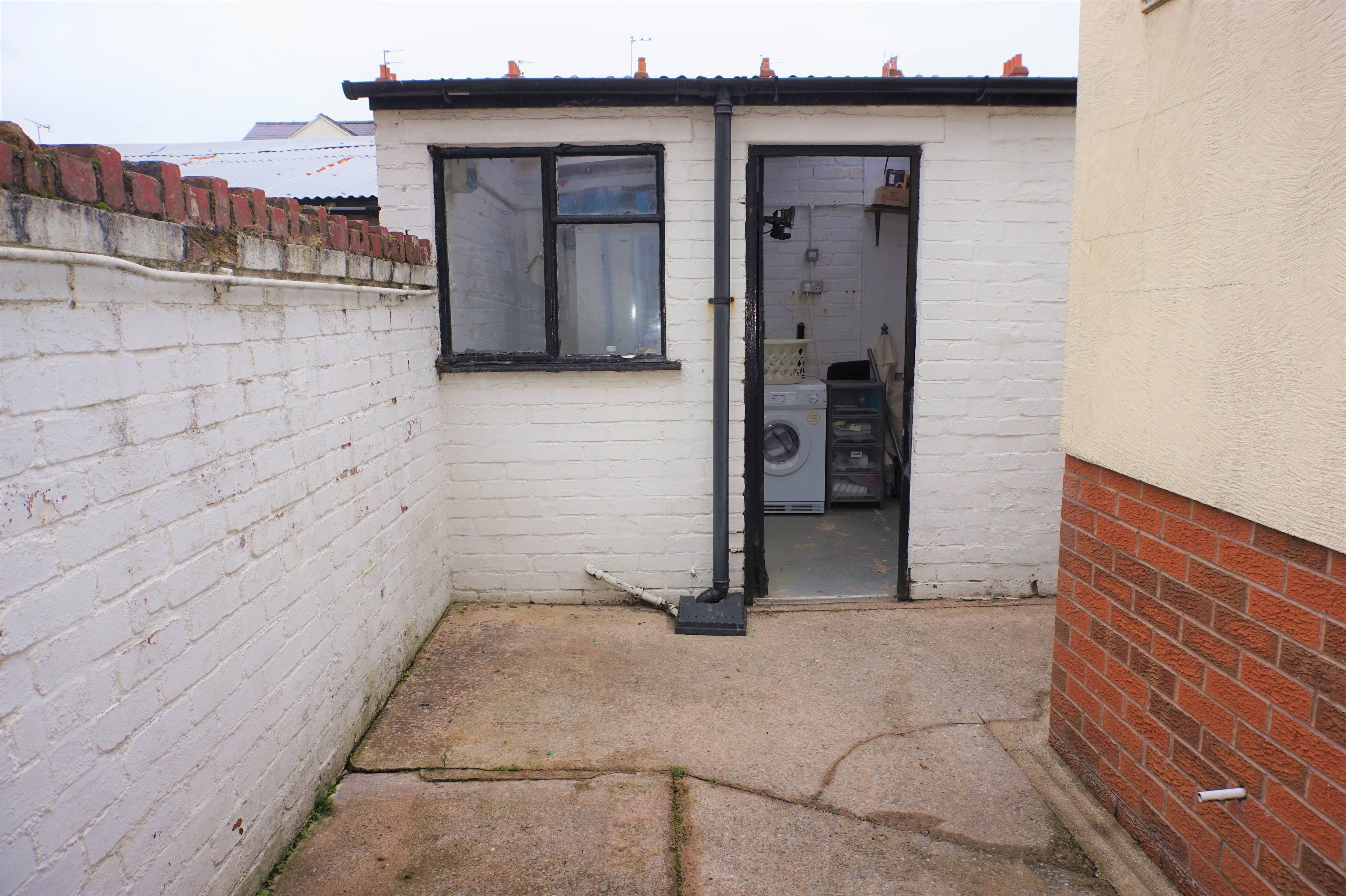 Shed