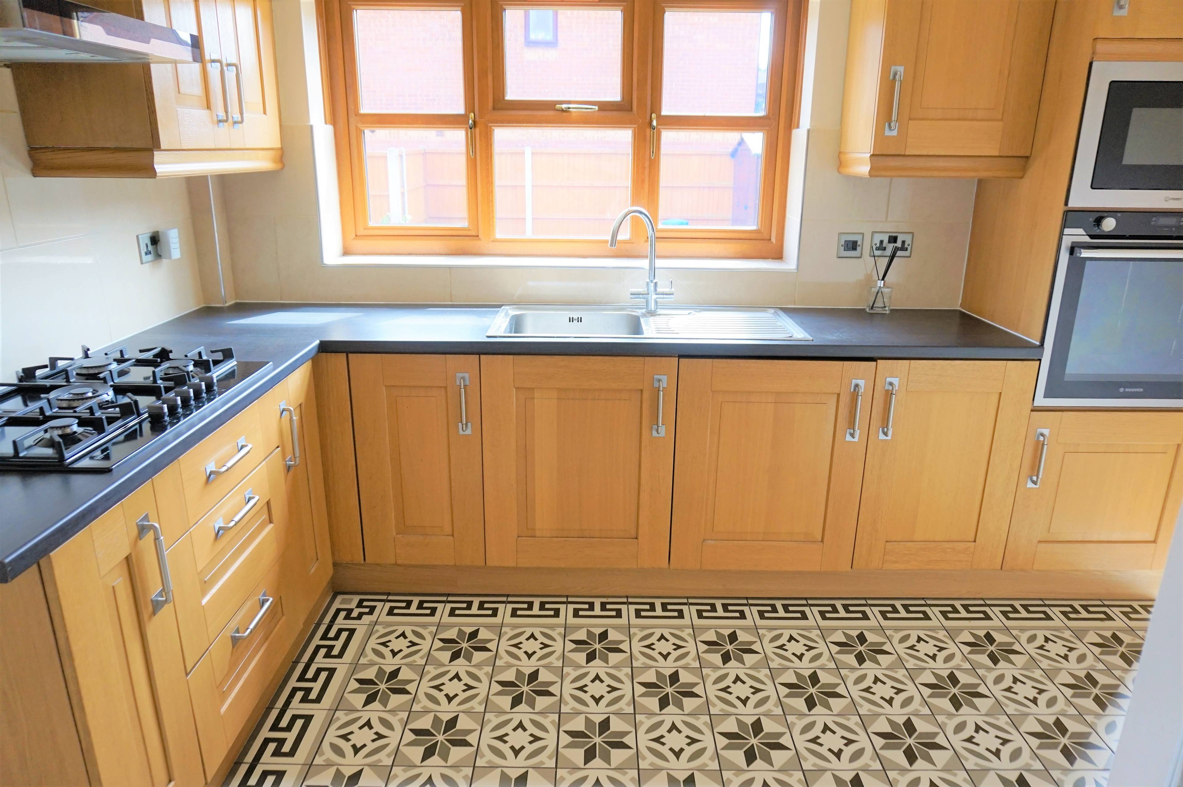 Kitchen/Breakfast