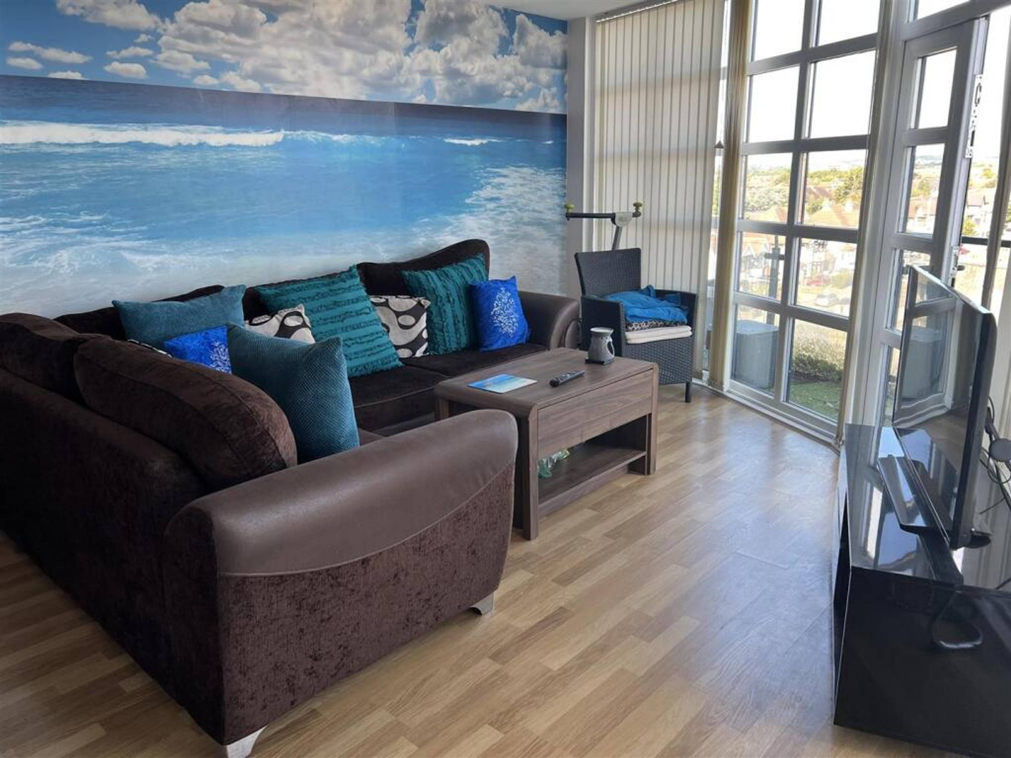 Apartment Living Rm