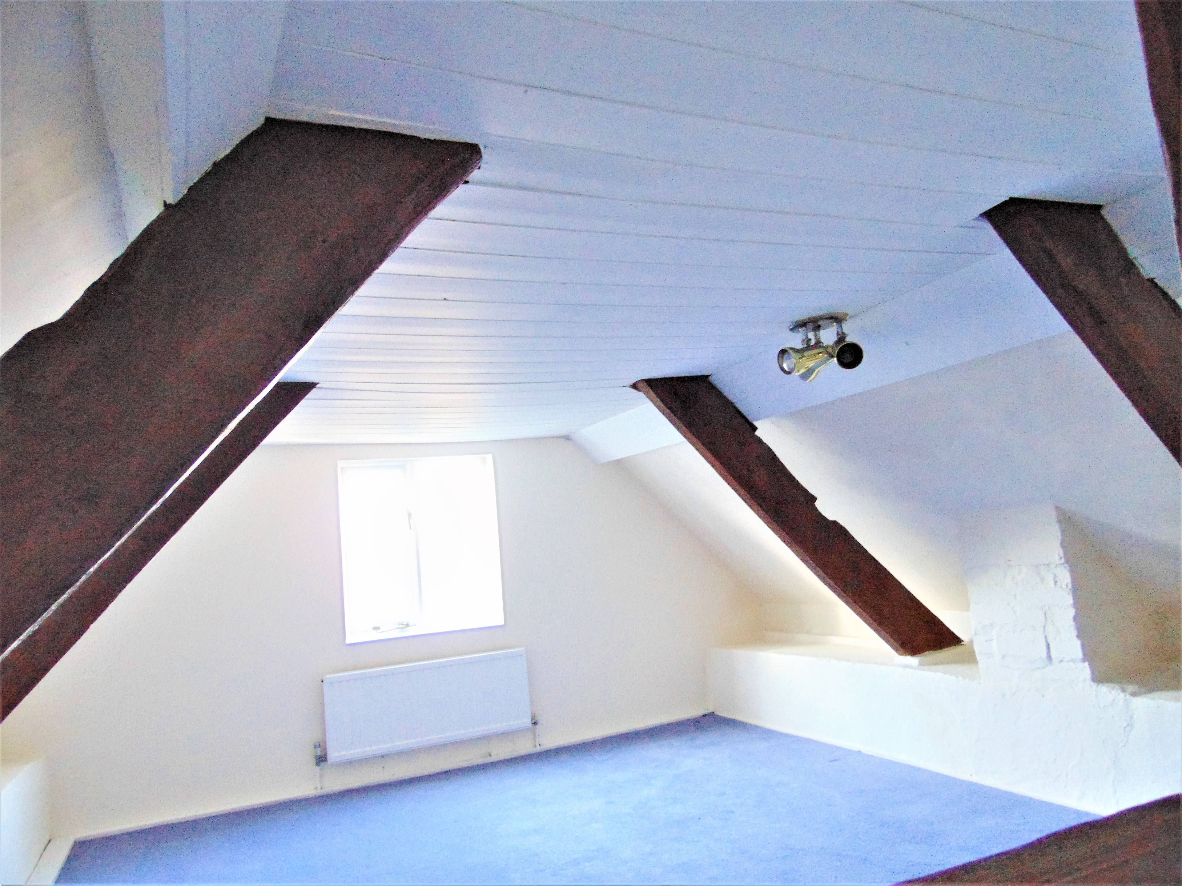 Bedroom 5/Games Room