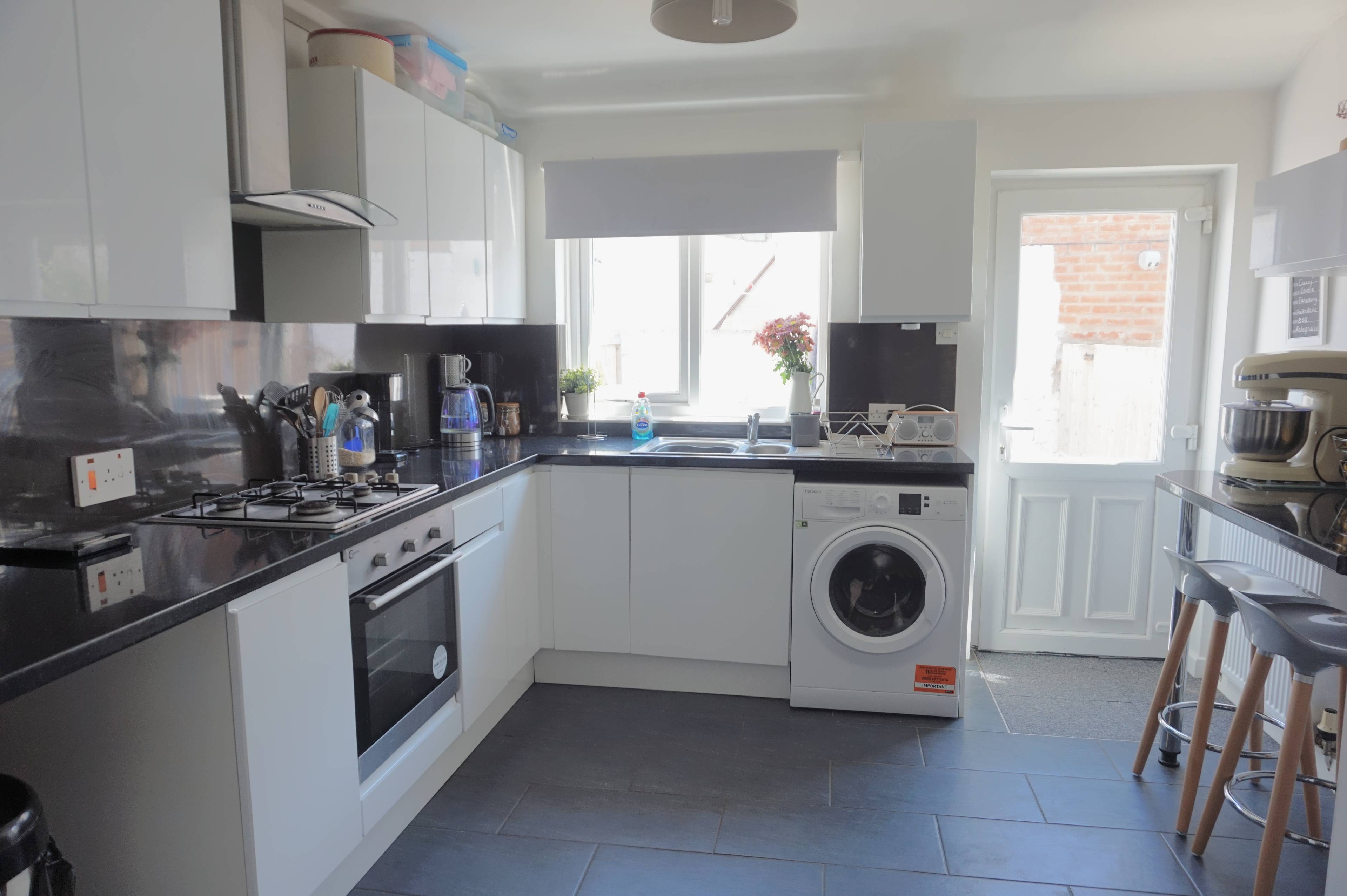 Kitchen/Breakfast