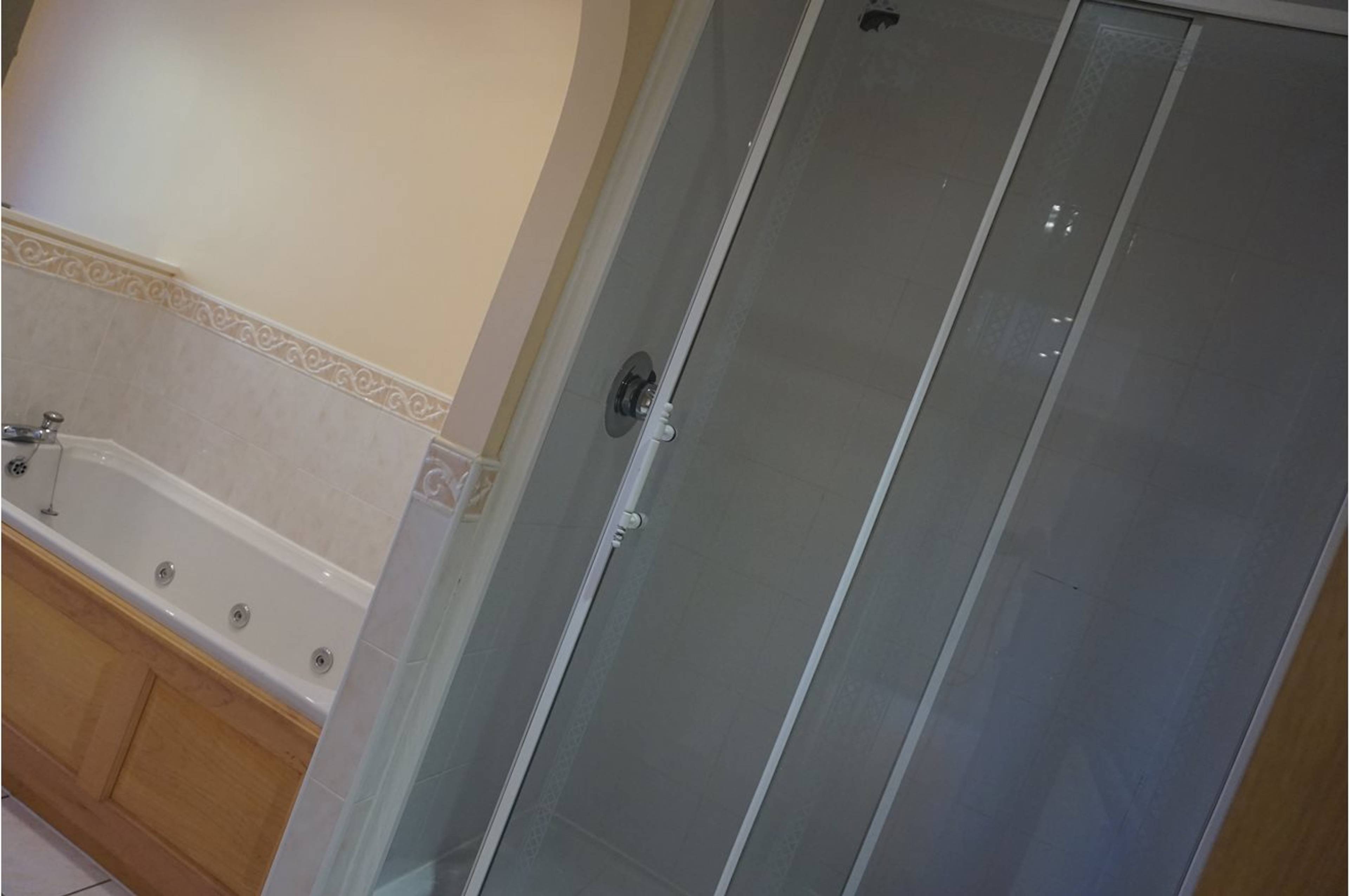 Master En-suite