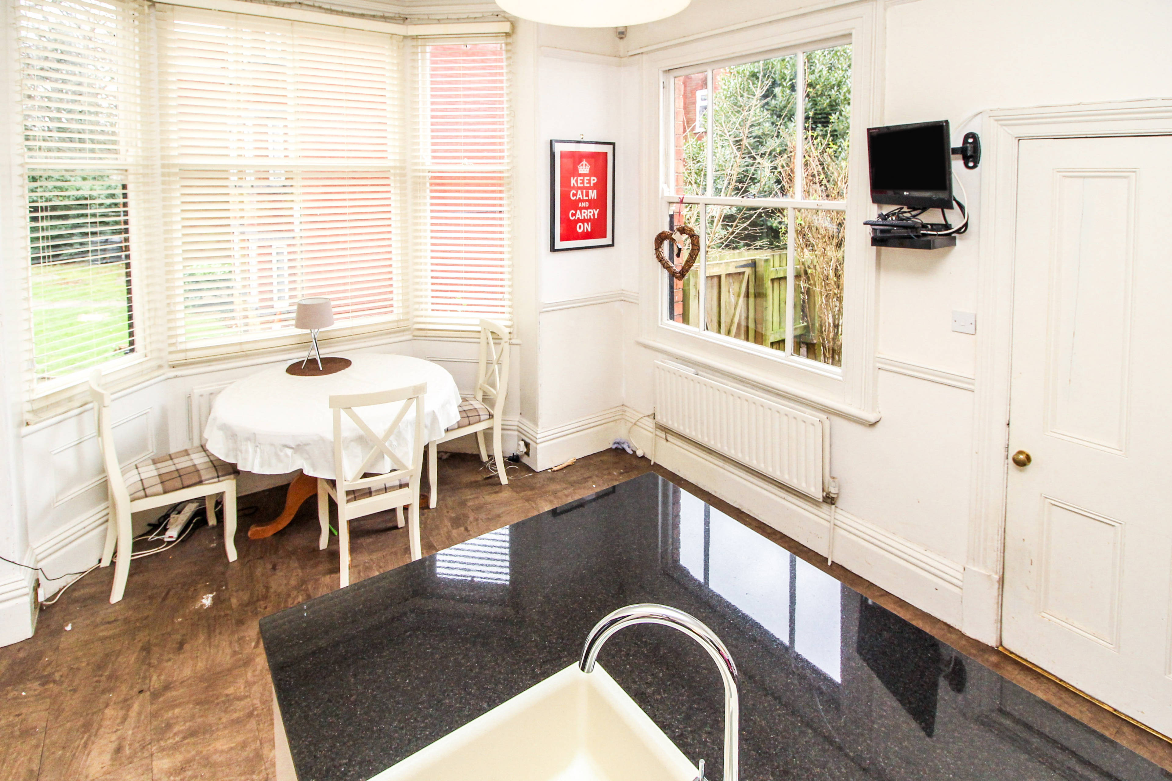 Kitchen/Dining Room