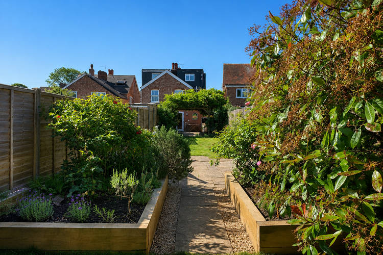 3 bedroom semi-detached house
