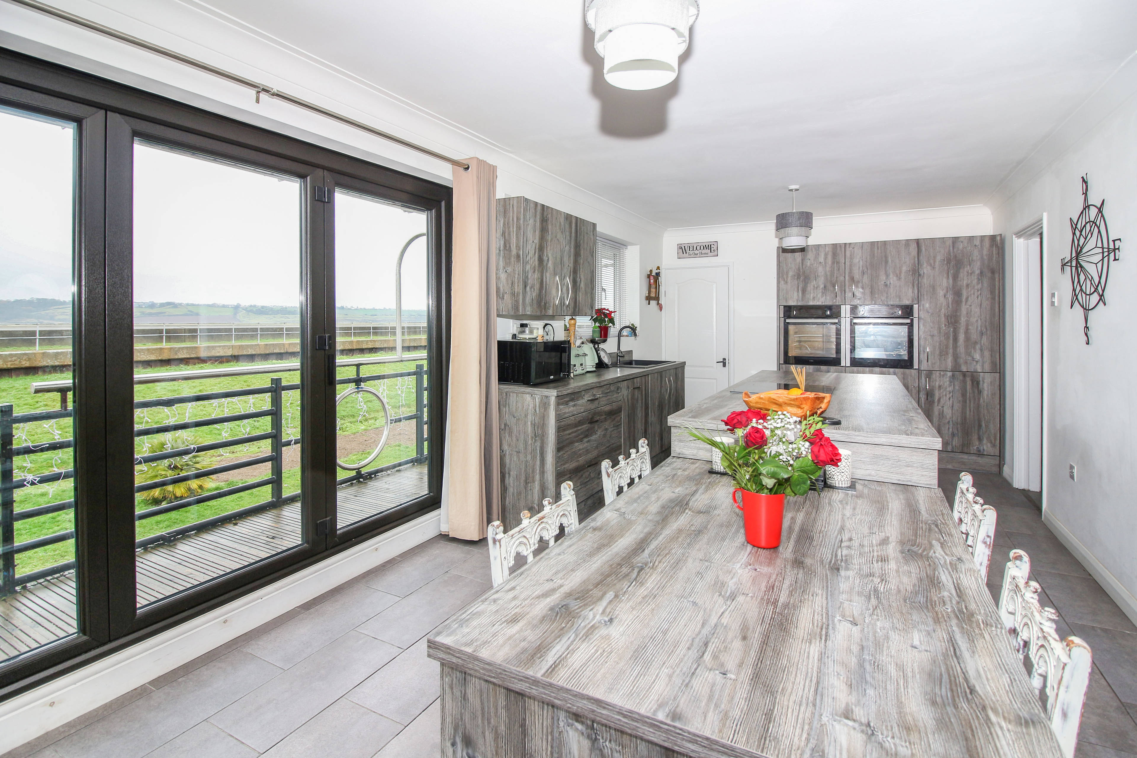 Kitchen/Family Room
