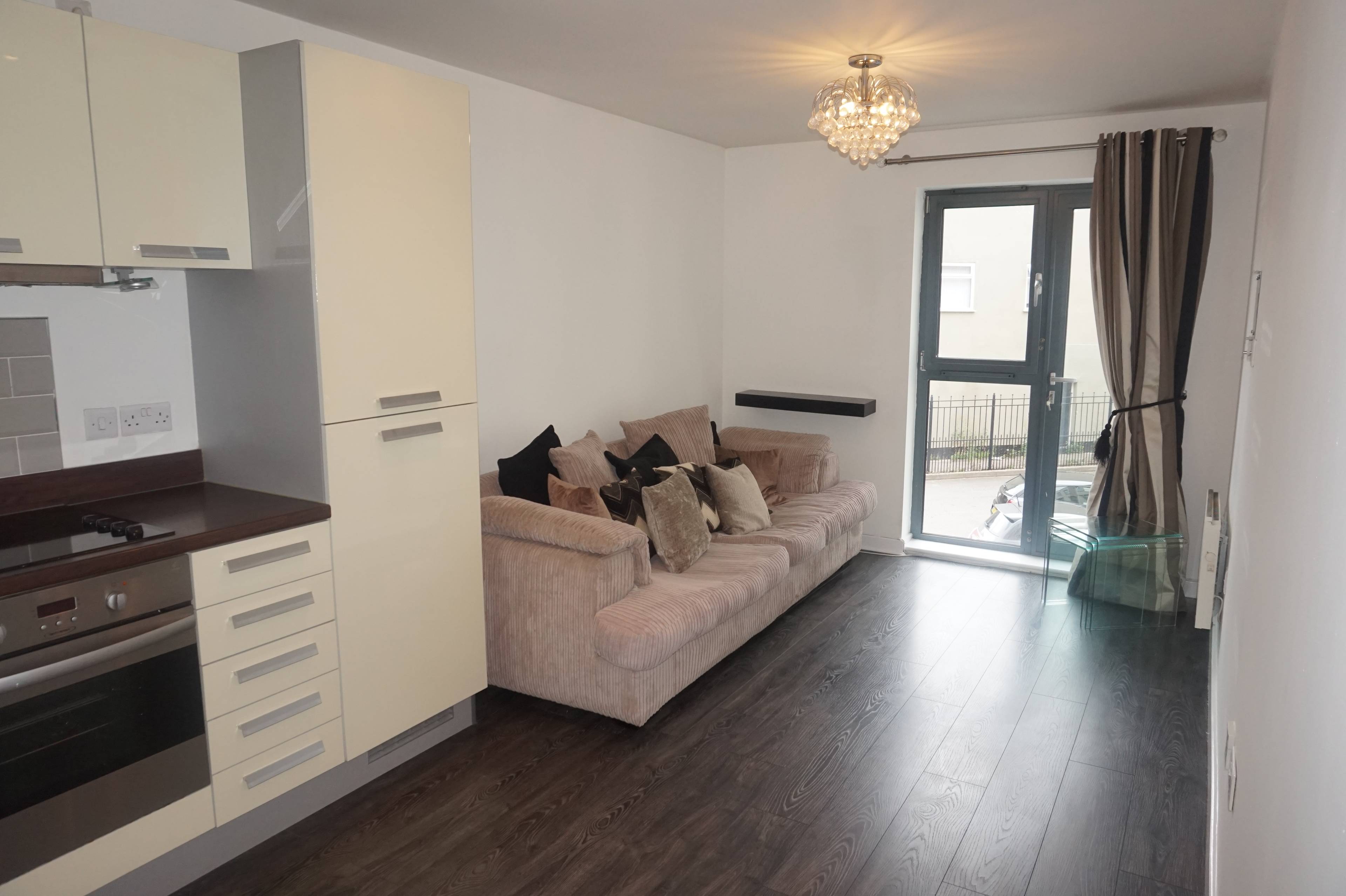 Apartment Living Rm