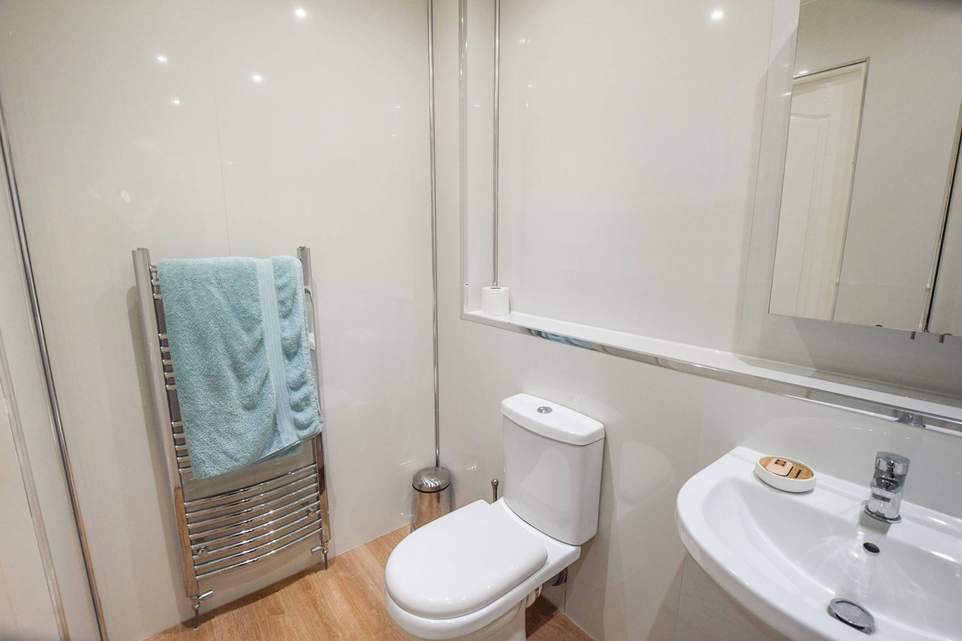 Jack & Jill Bathroom