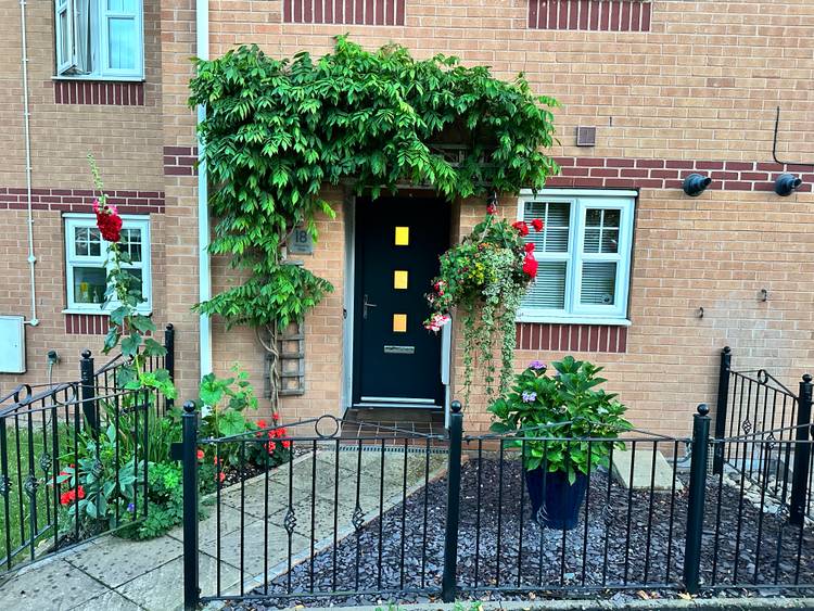 3 bedroom semi-detached house