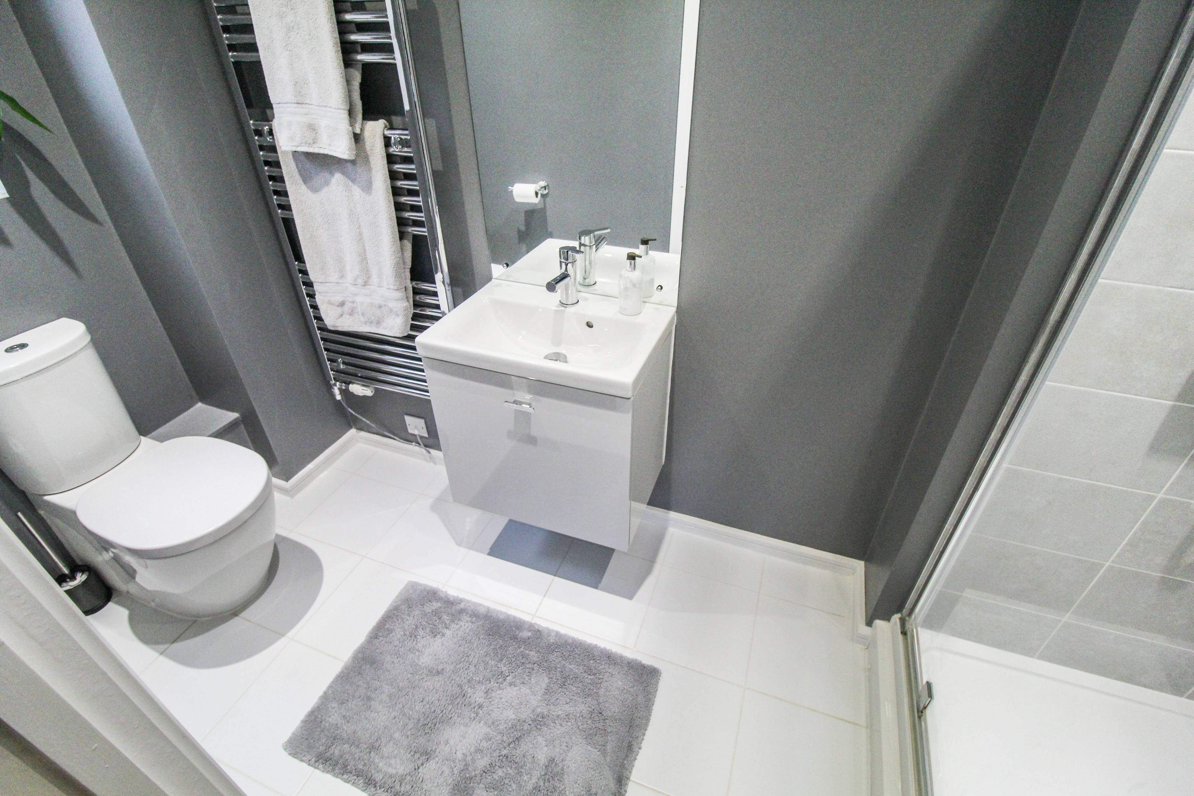 Master En-suite