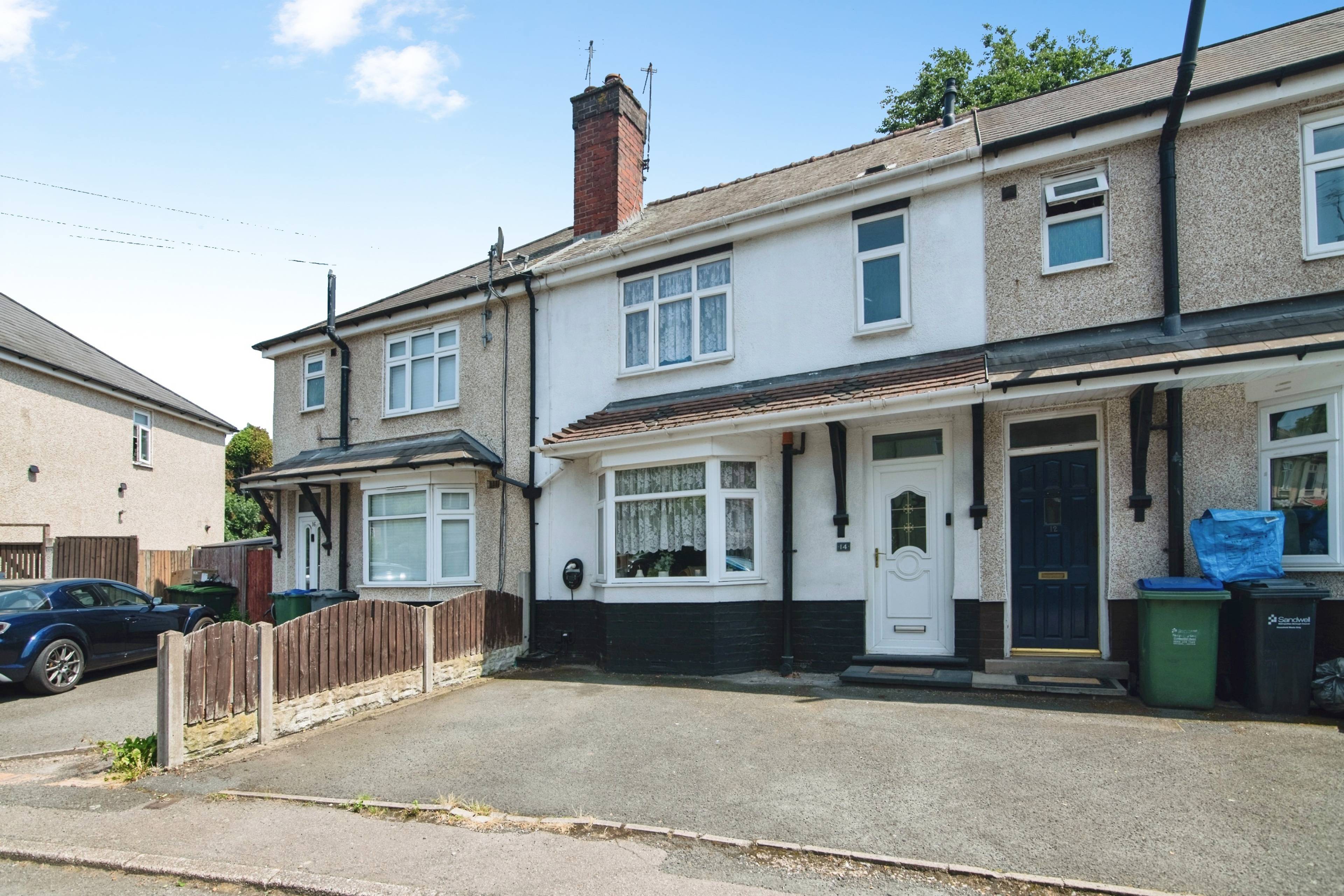 Oak Road, Tipton