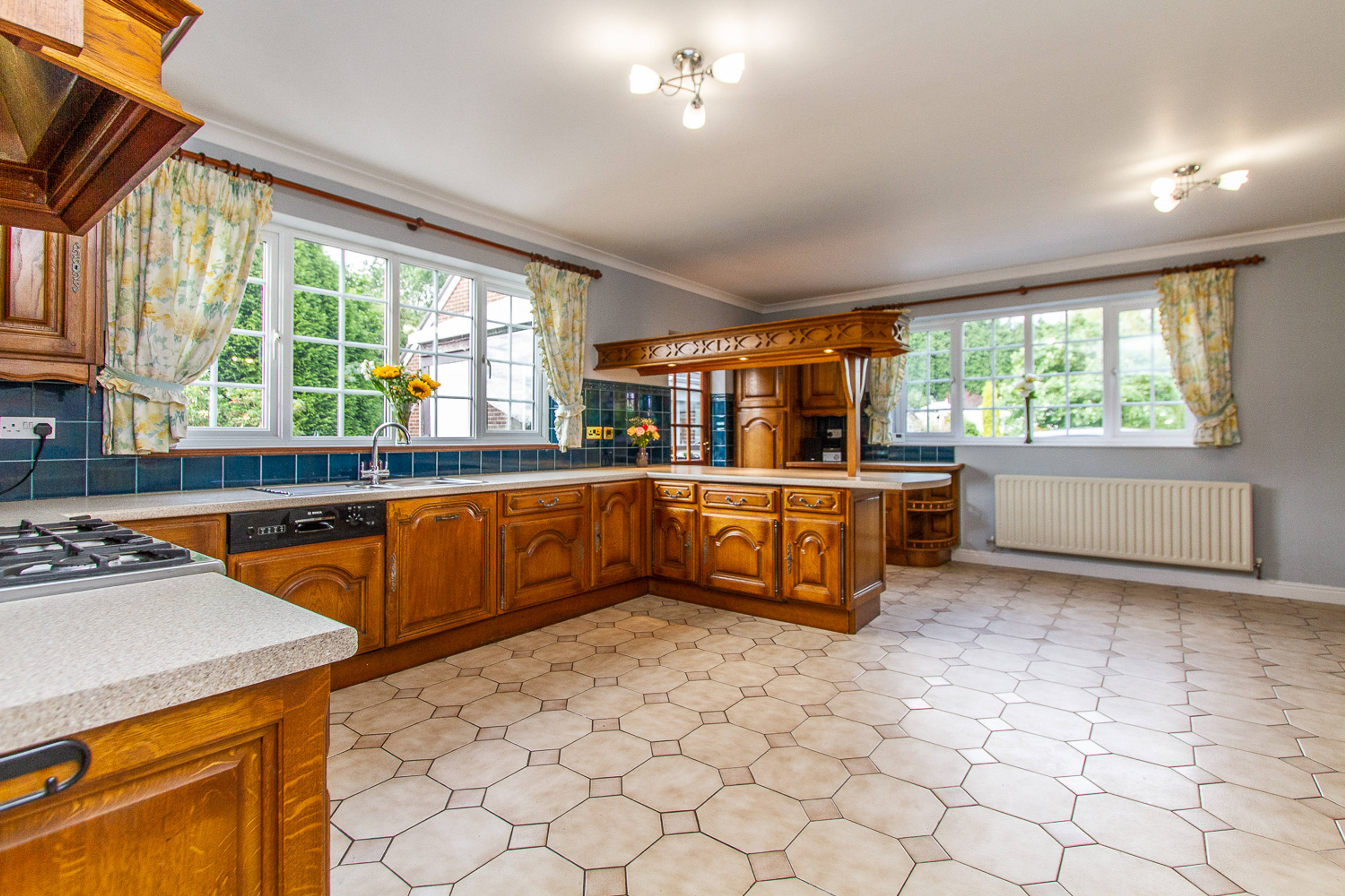 Kitchen/Breakfast