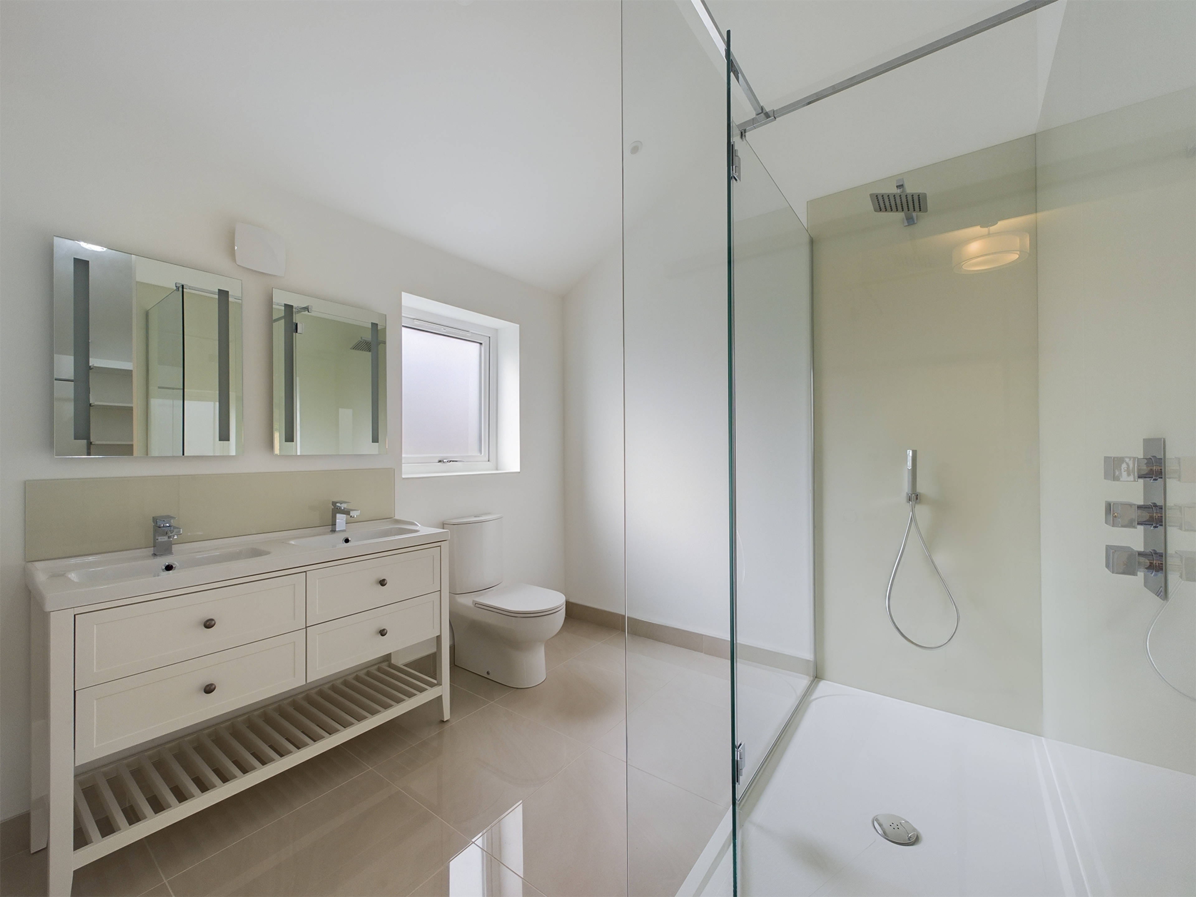 Master En-suite