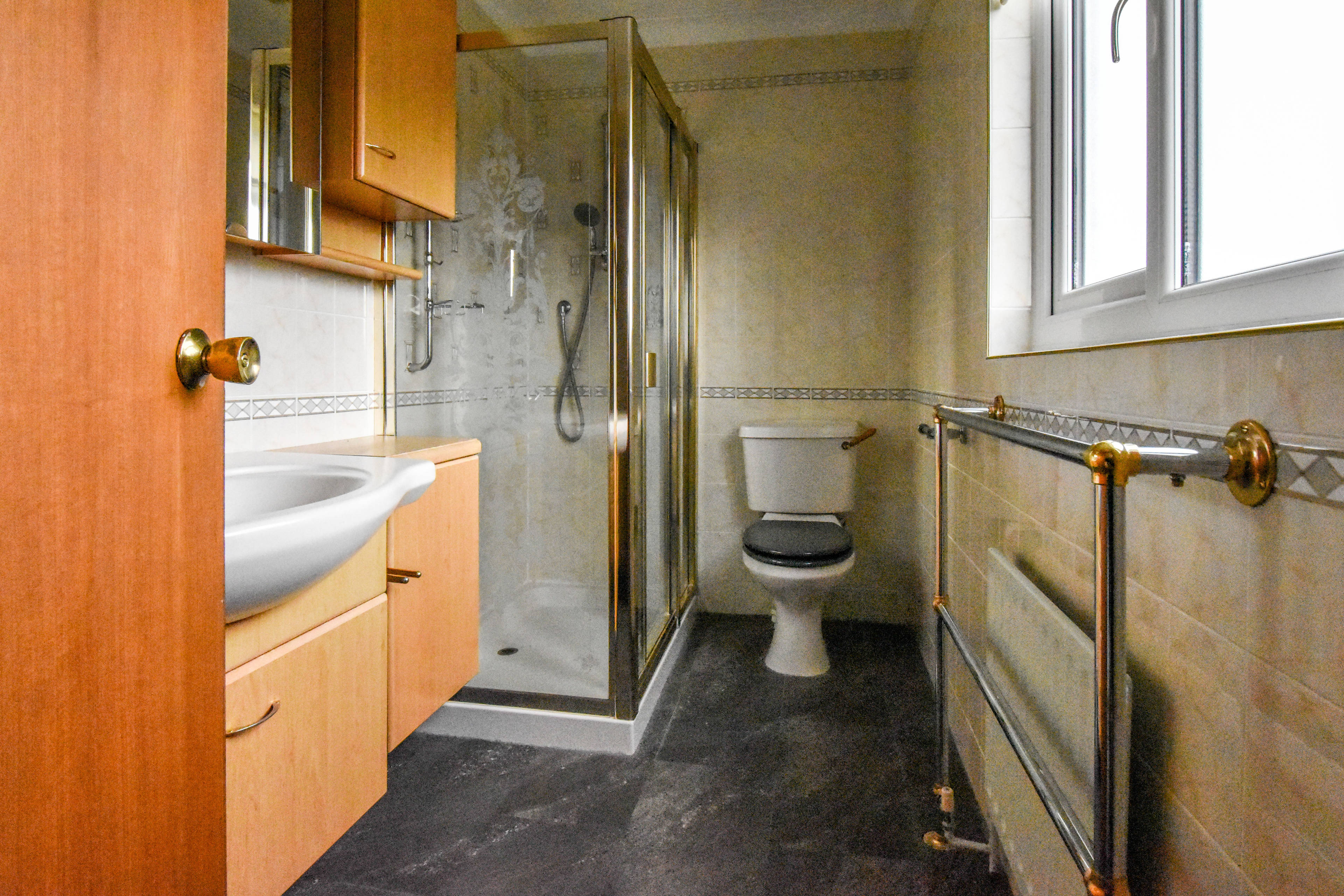 Master en-suite