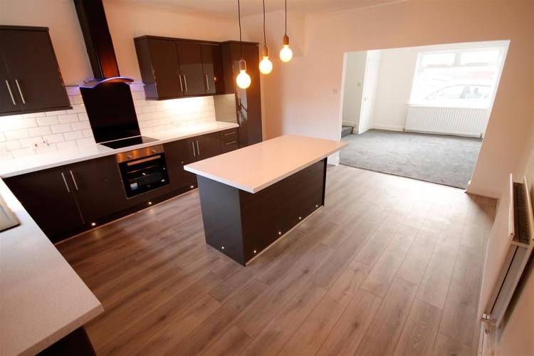 3 bedroom terraced house