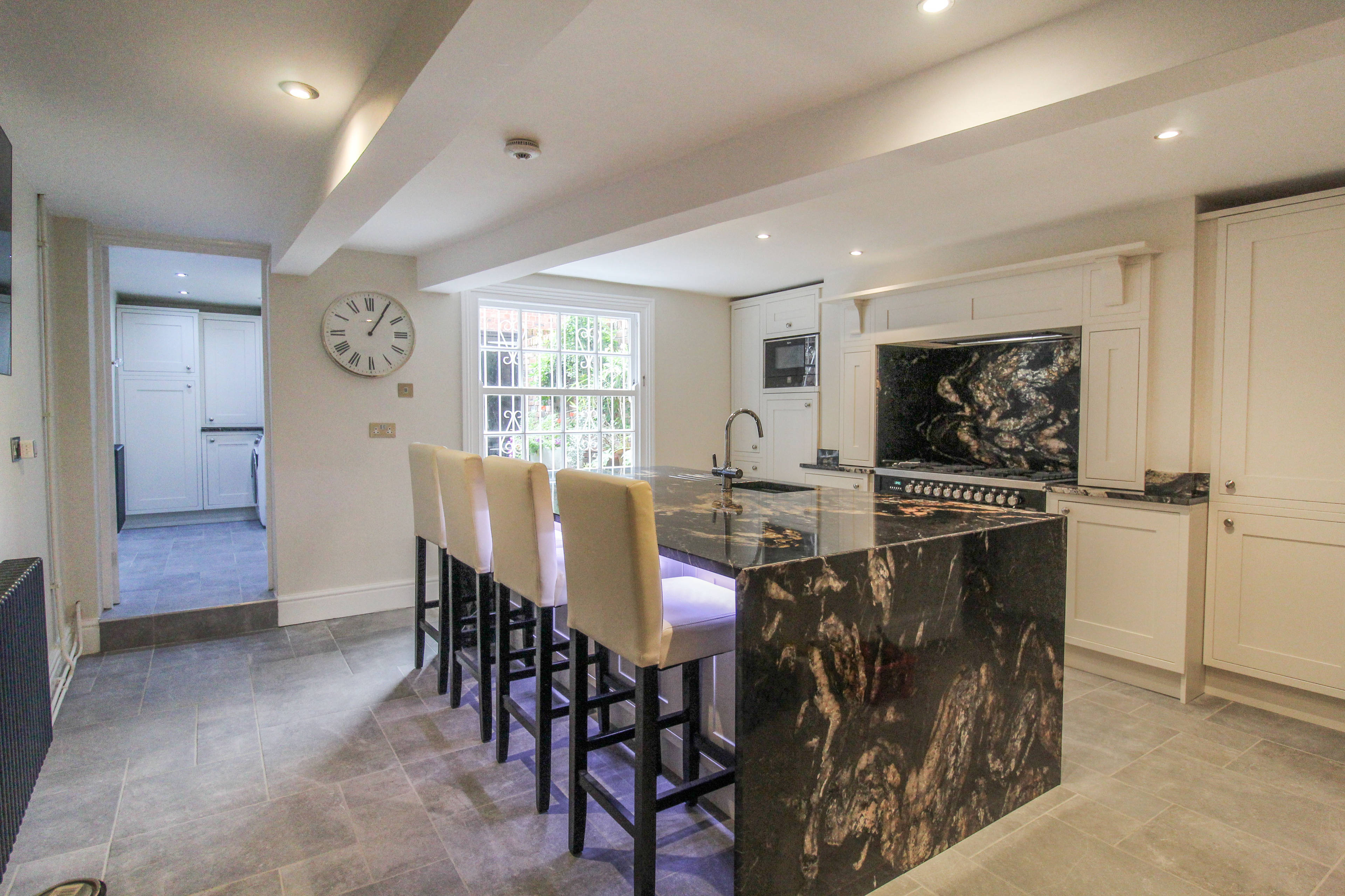Kitchen/Breakfast