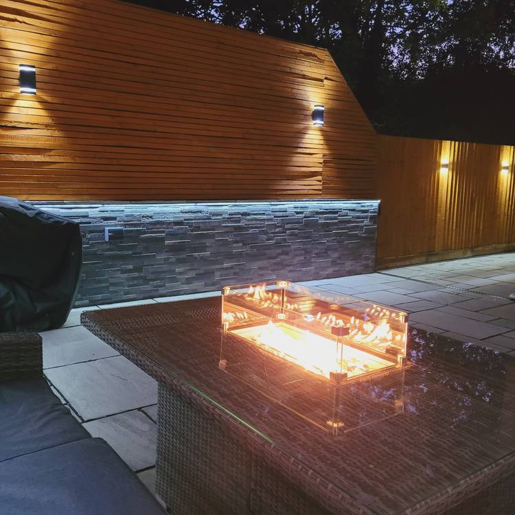 3 bedroom detached house