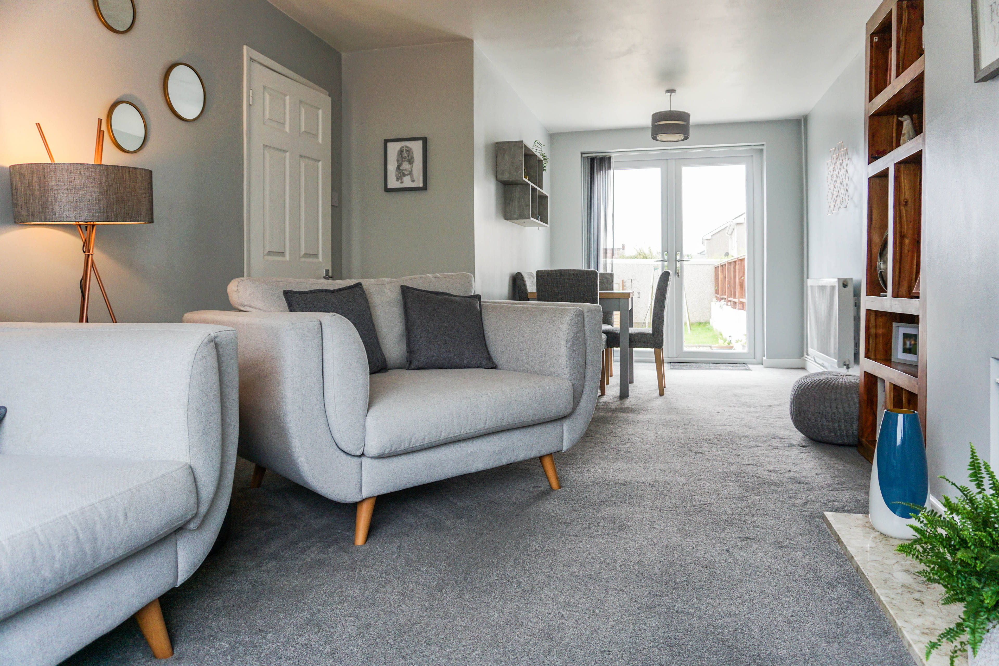 Lounge/Dining Room