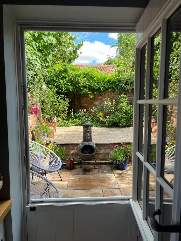 3 bedroom semi-detached house