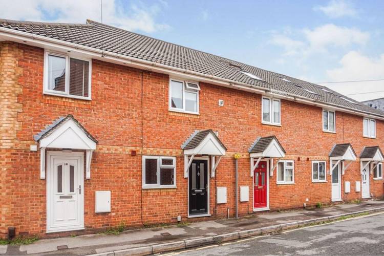 2 bedroom terraced house