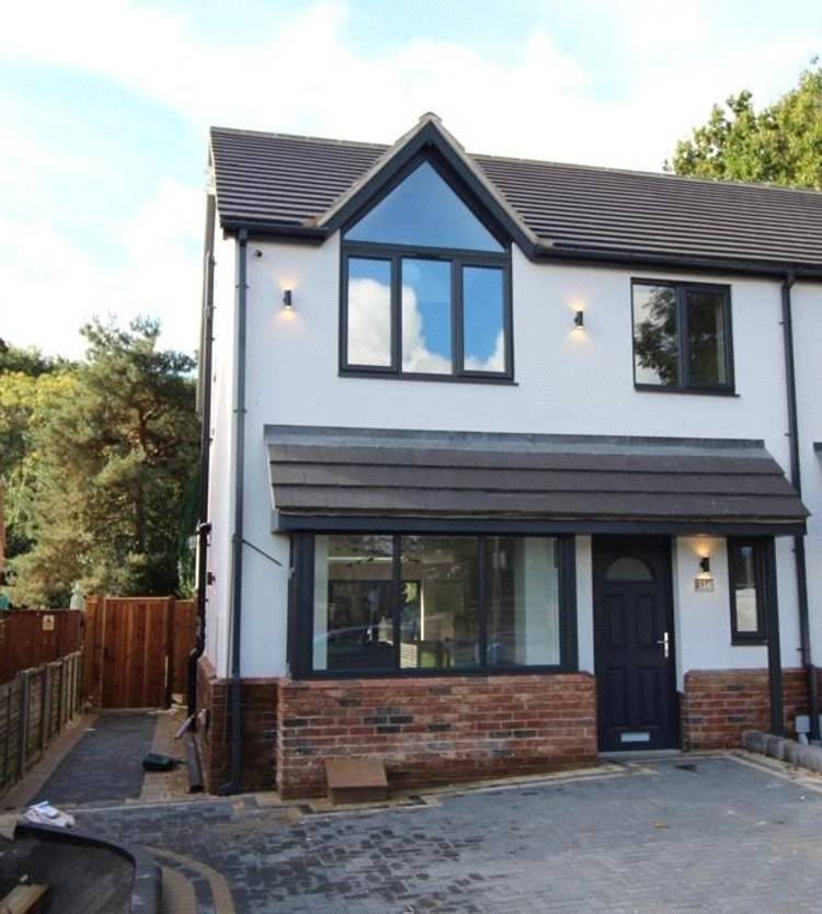 4 bedroom semi-detached house