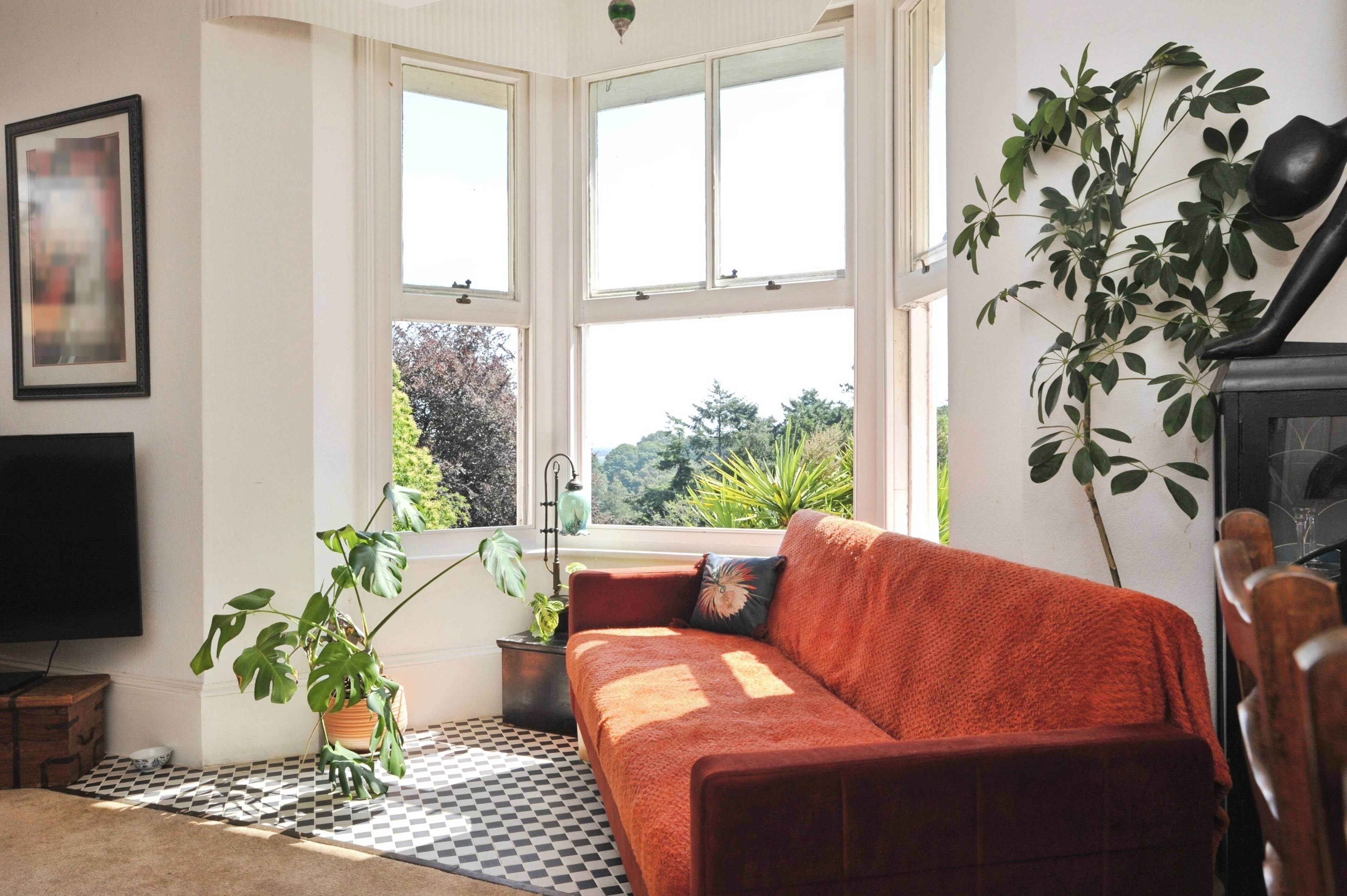 Apartment Living Rm