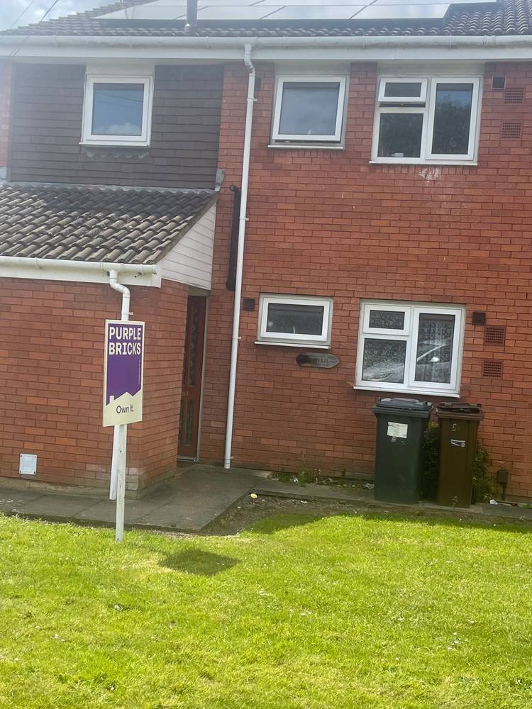 1 bedroom ground floor maisonette
