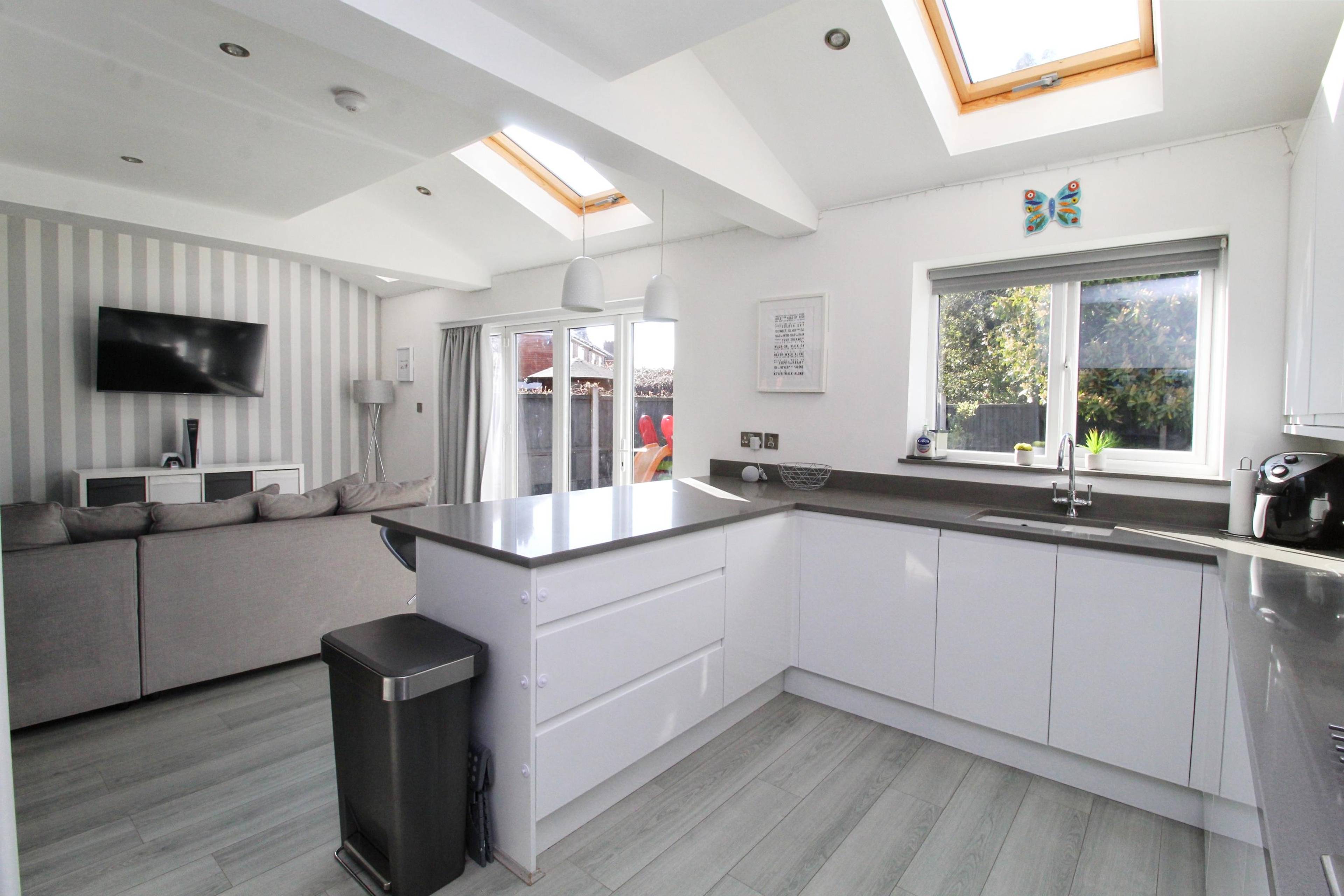Kitchen/Family Room