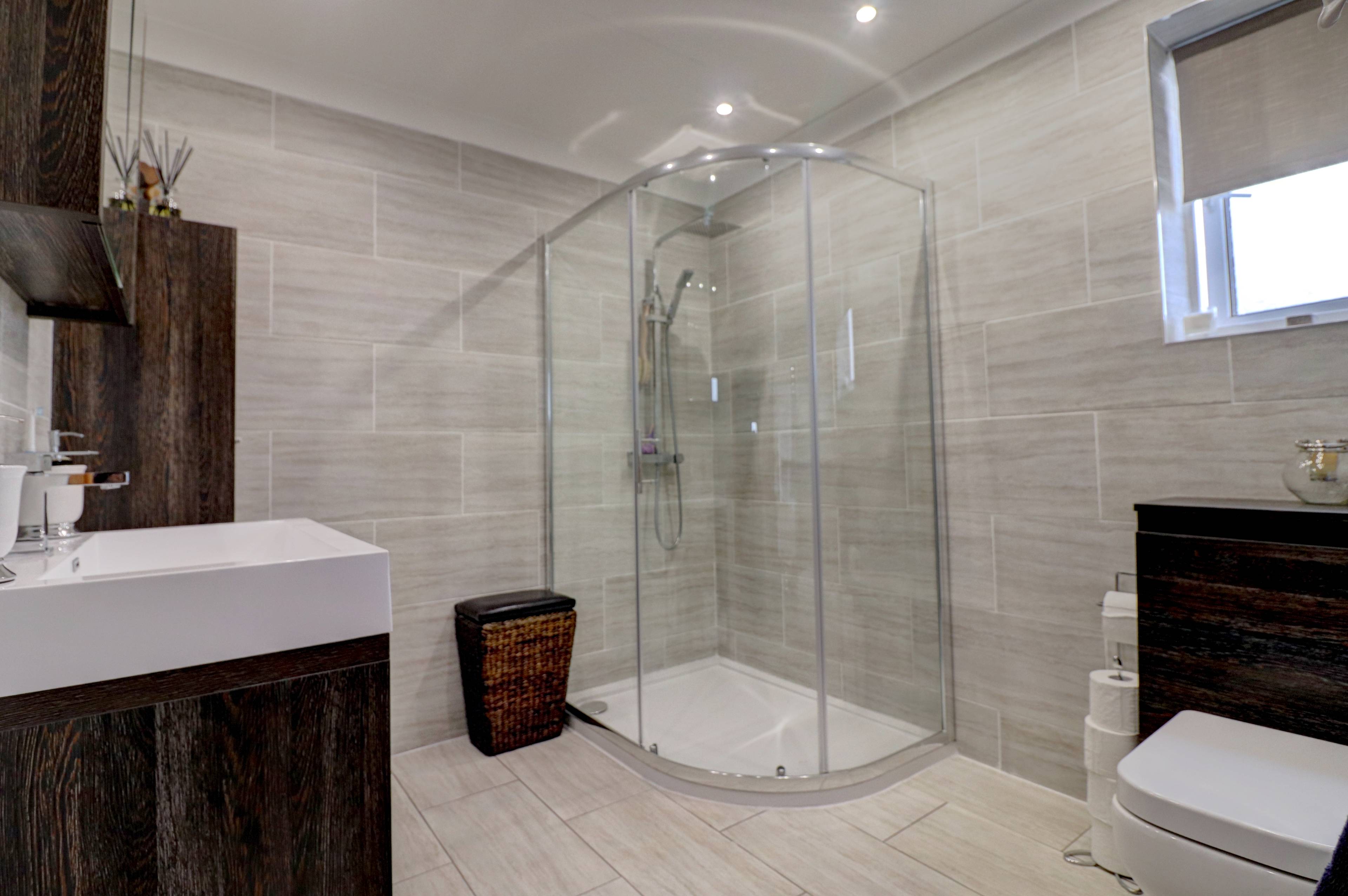 Master En-suite