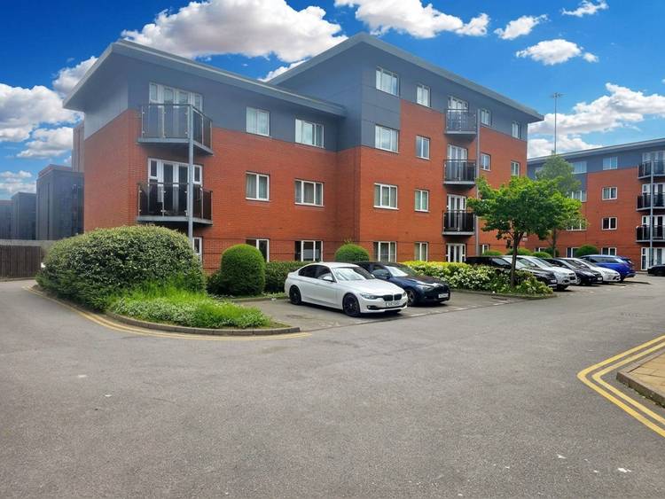 2 bedroom flat