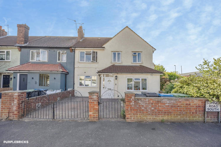2 bedroom ground floor maisonette