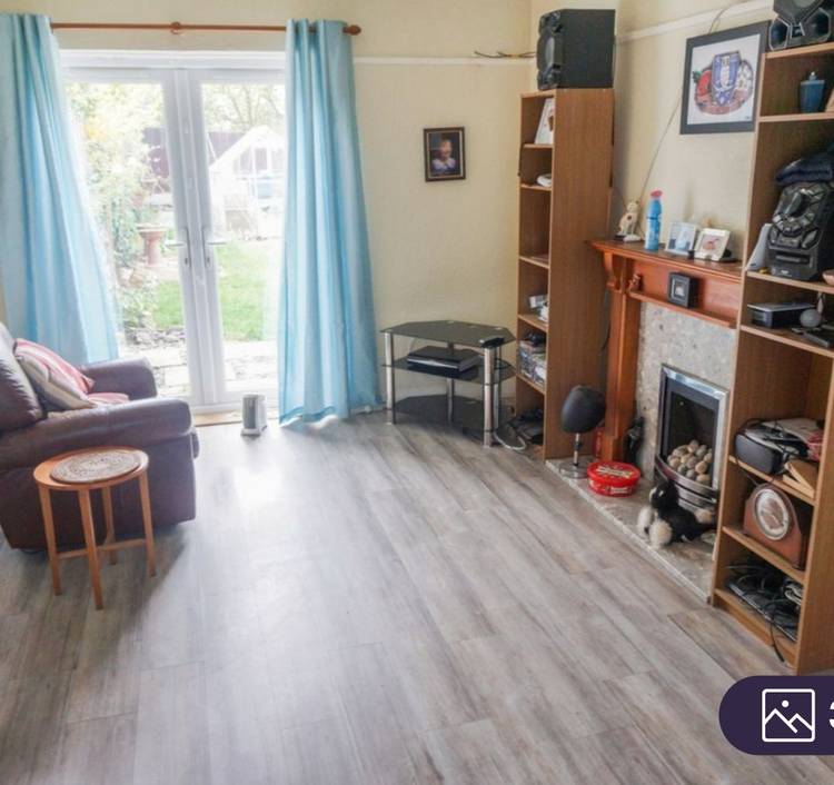 2 bedroom semi-detached house