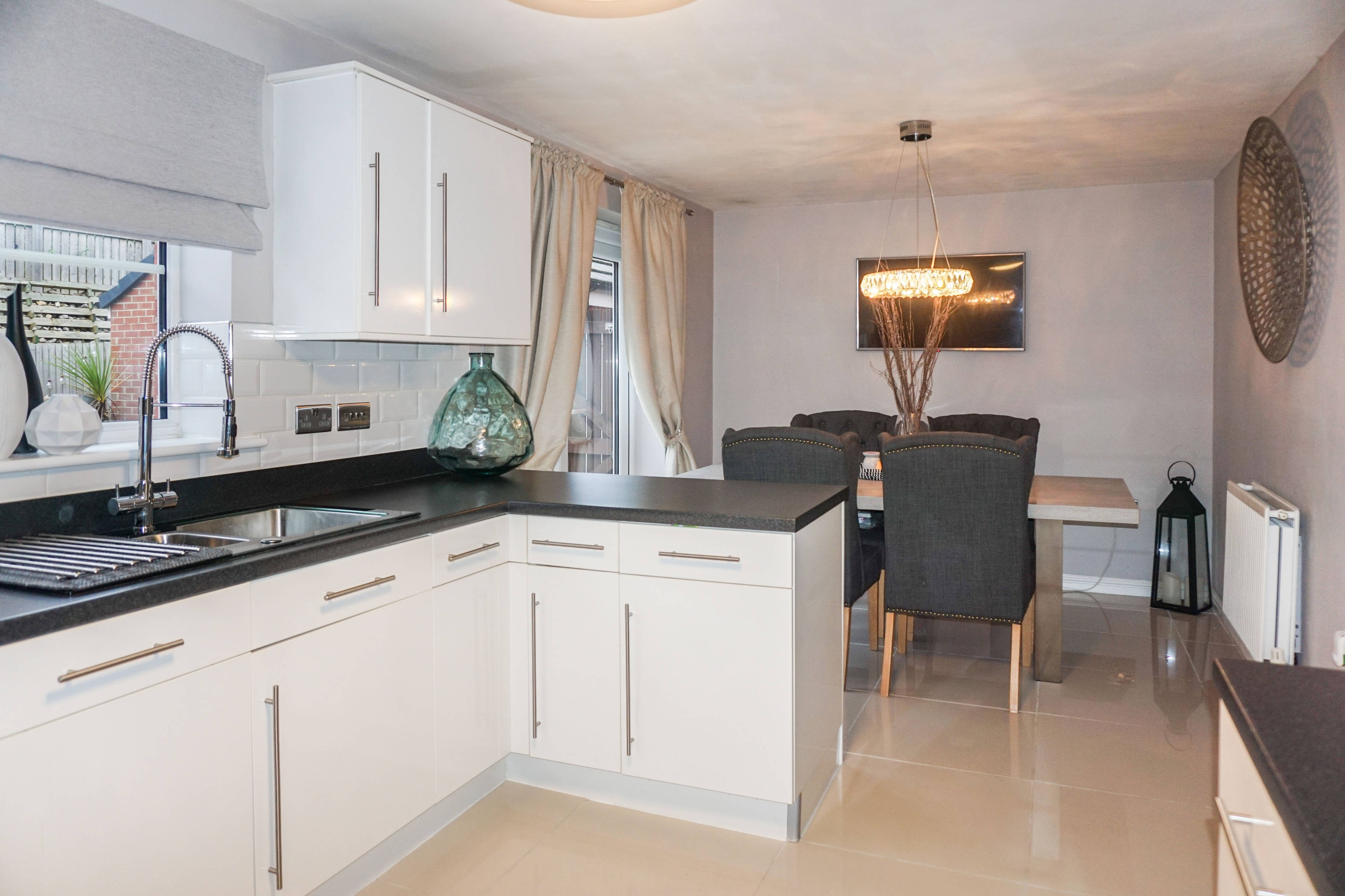 Kitchen/Breakfast