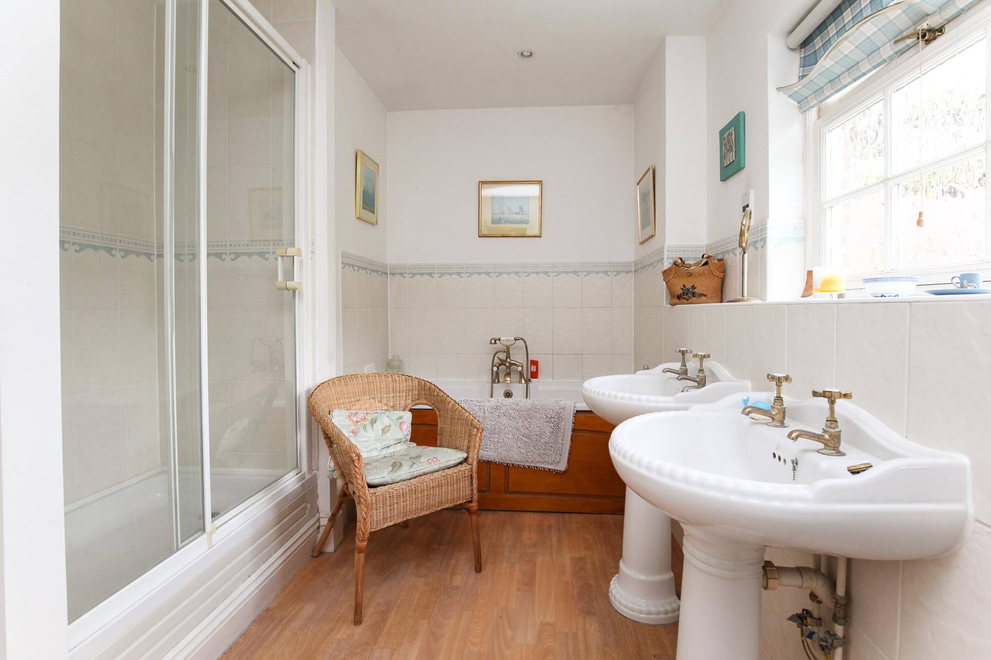 Master En-suite