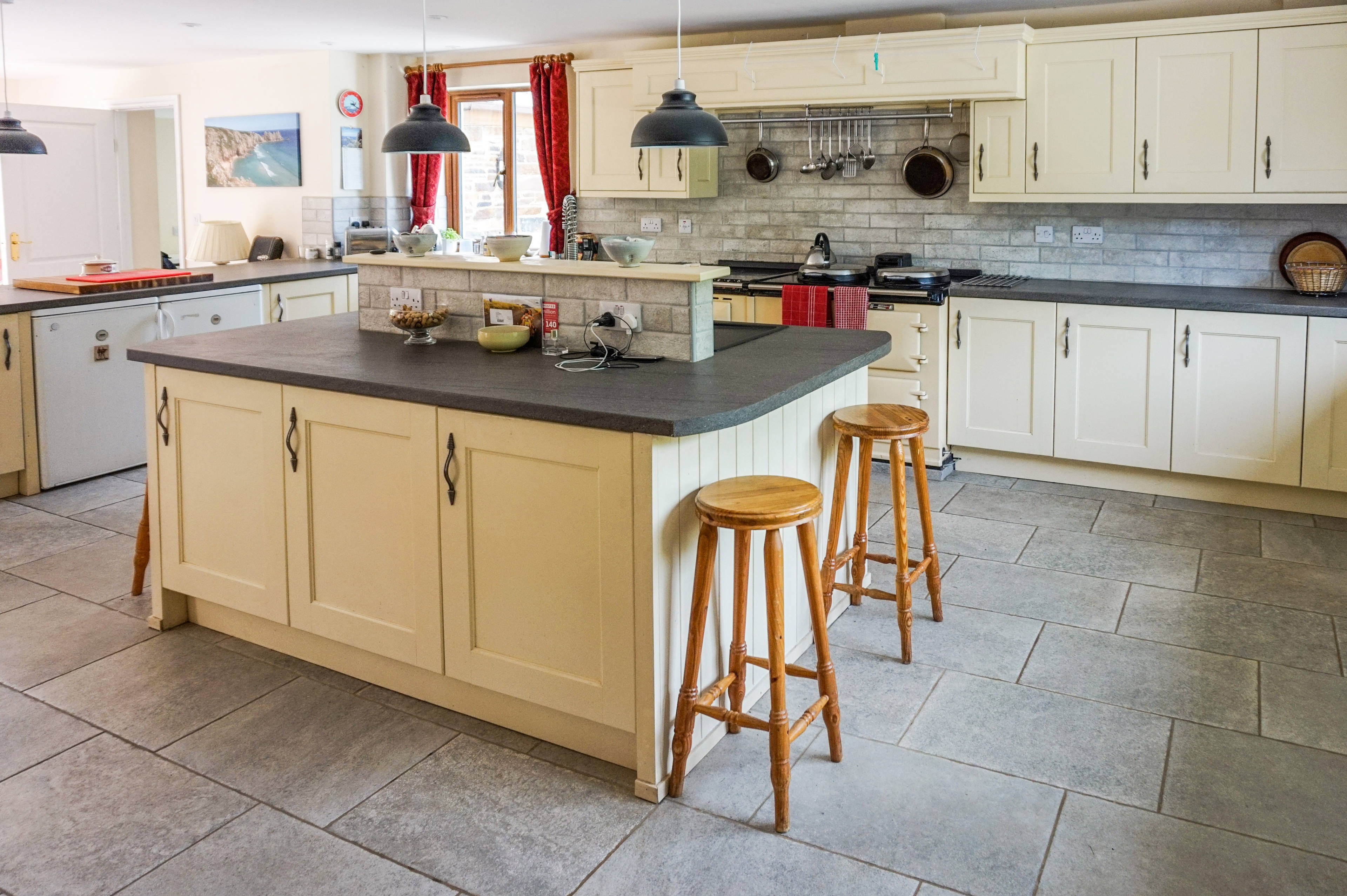 Kitchen/Breakfast