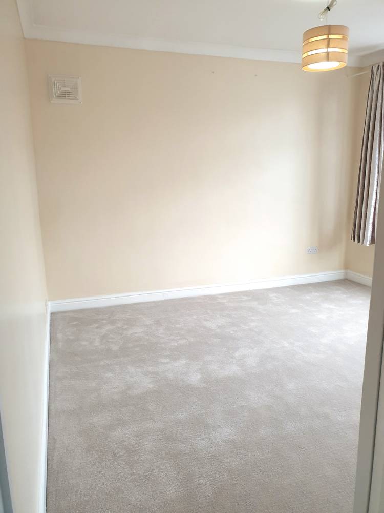 3 bedroom ground floor maisonette