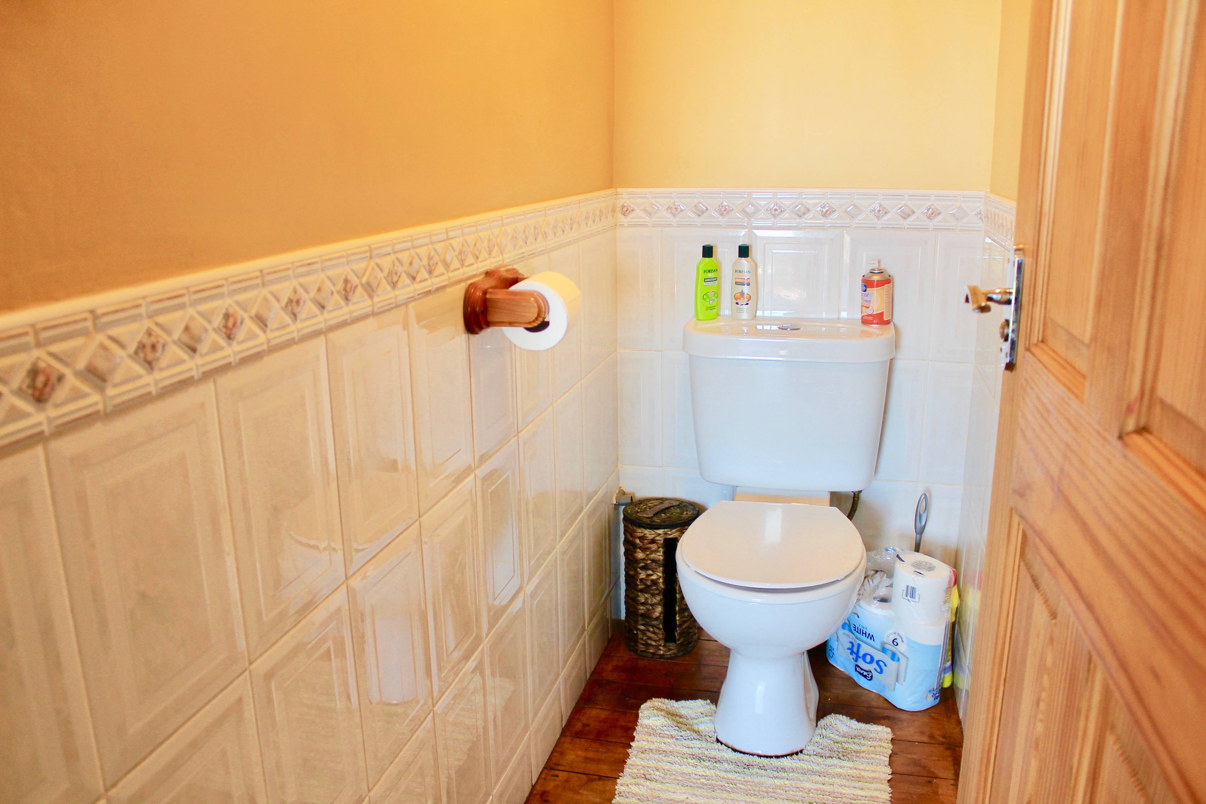 Cloak Room