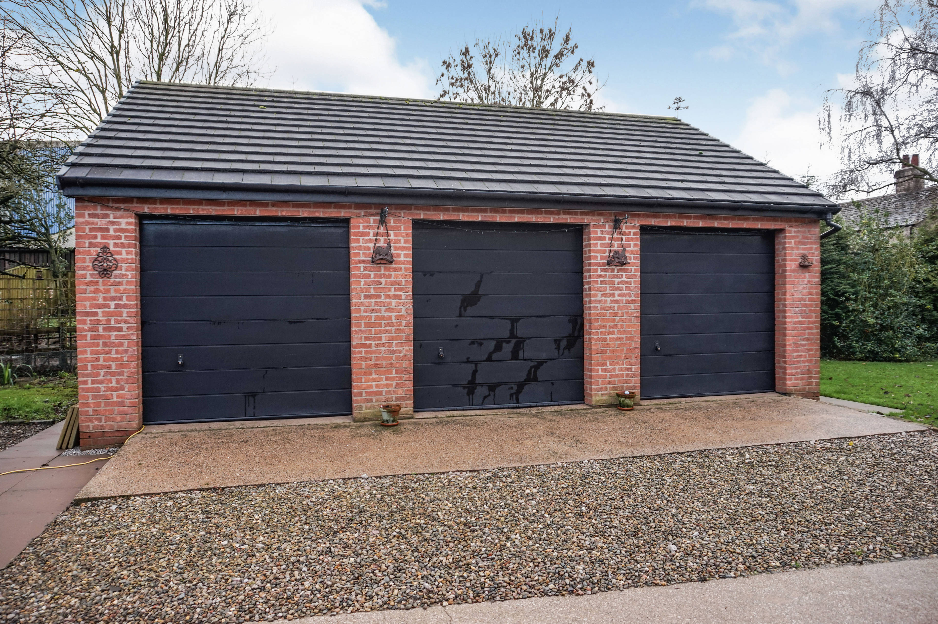 Triple Garage