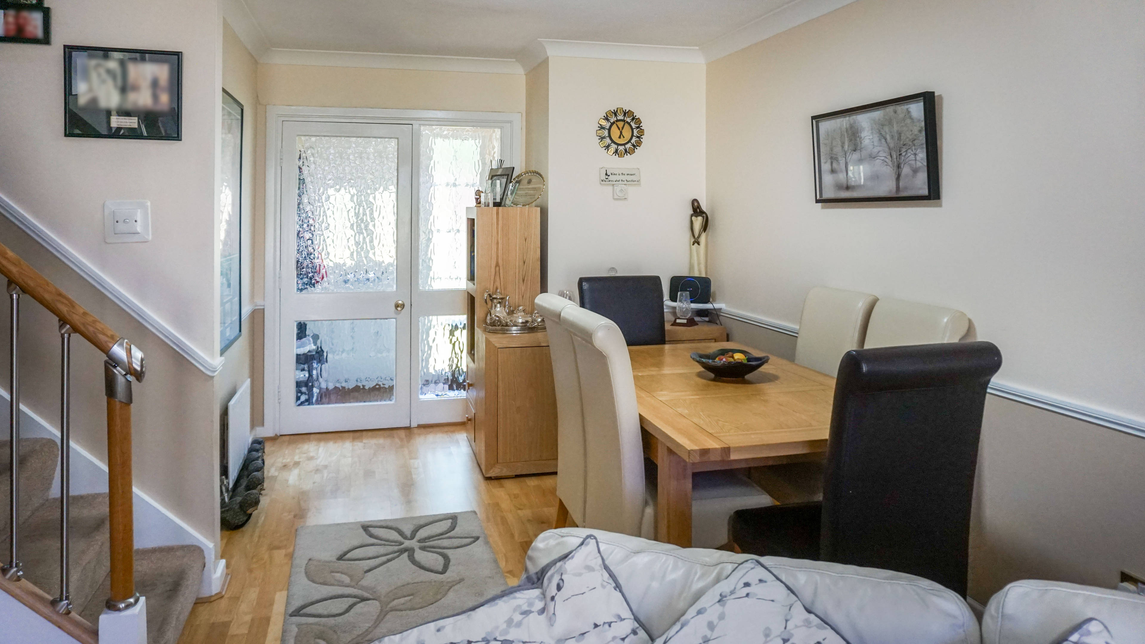 Lounge/Dining Room