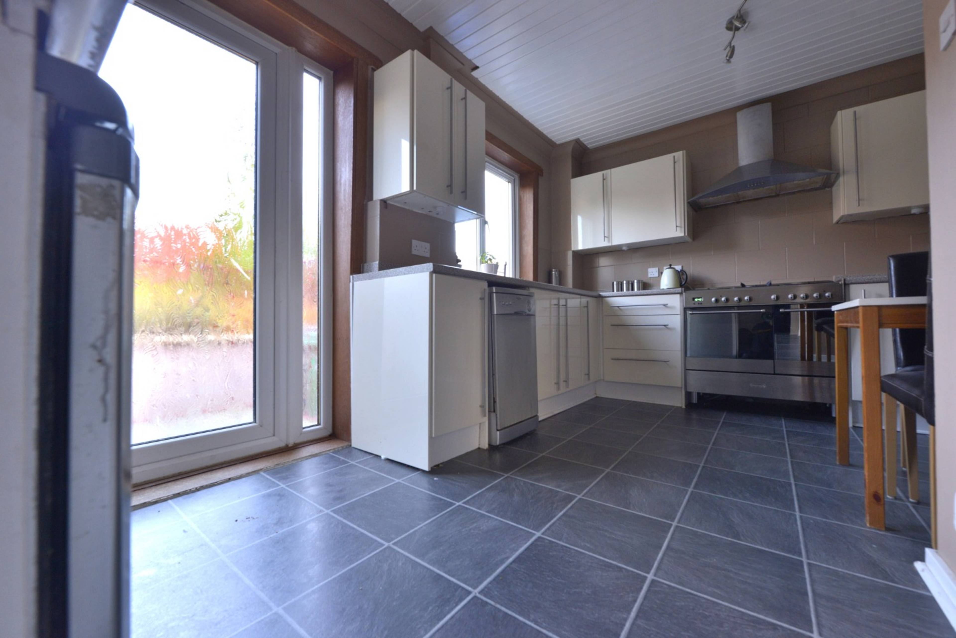 Kitchen / Breakfast