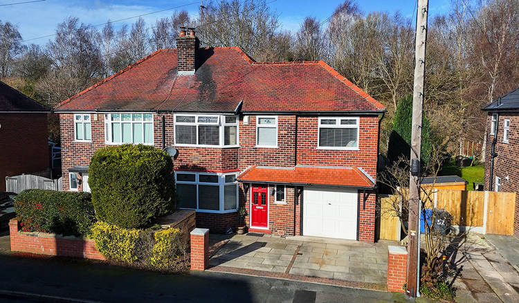 4 bedroom semi-detached house
