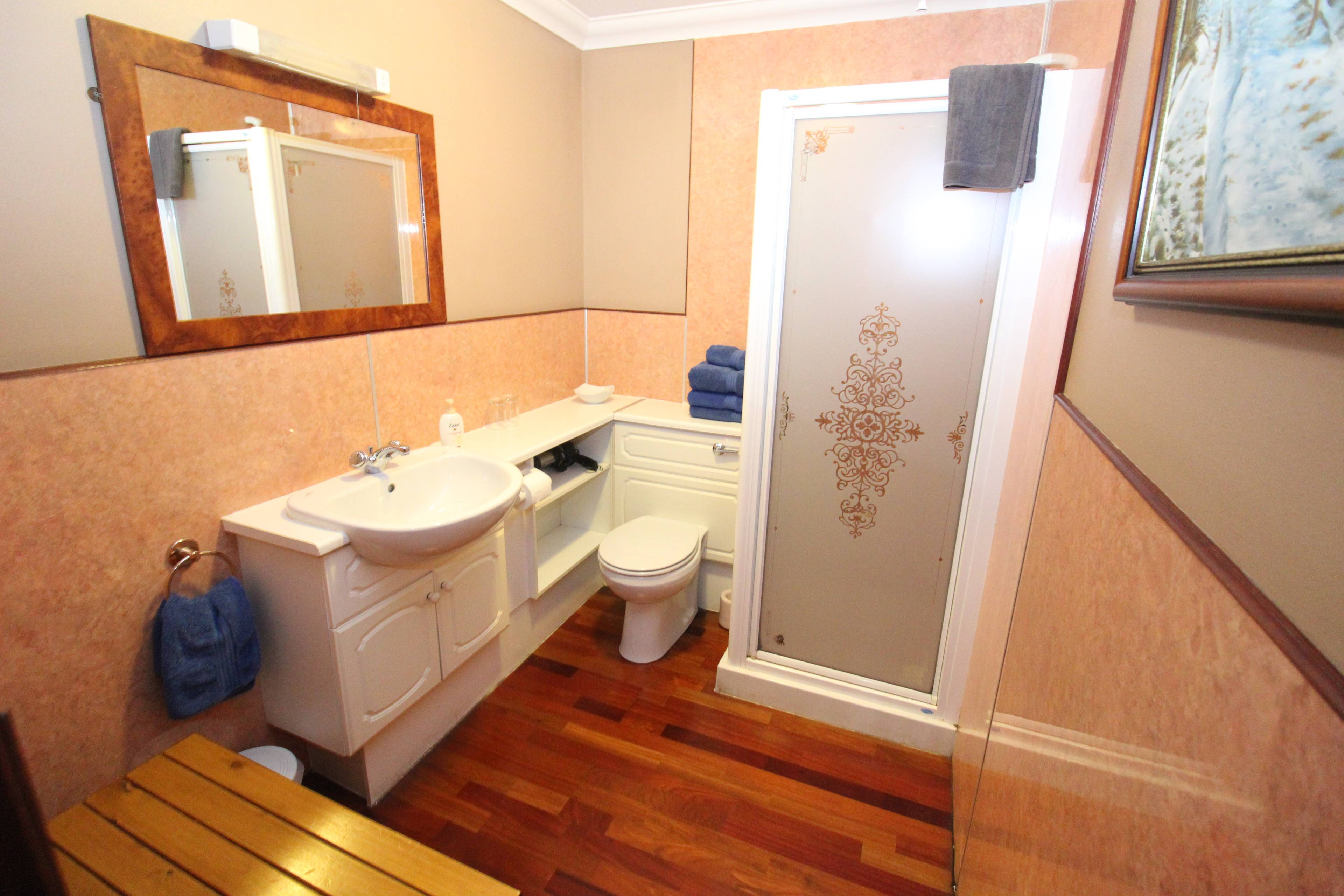 En-suite Five