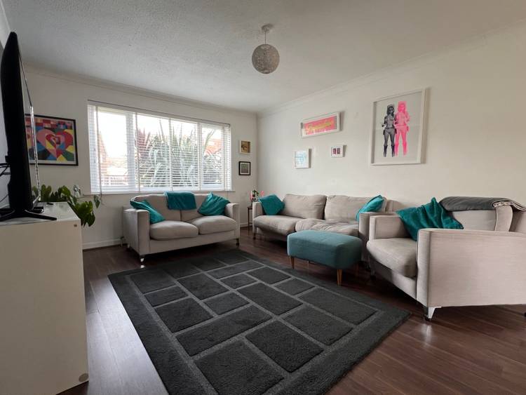 3 bedroom semi-detached house