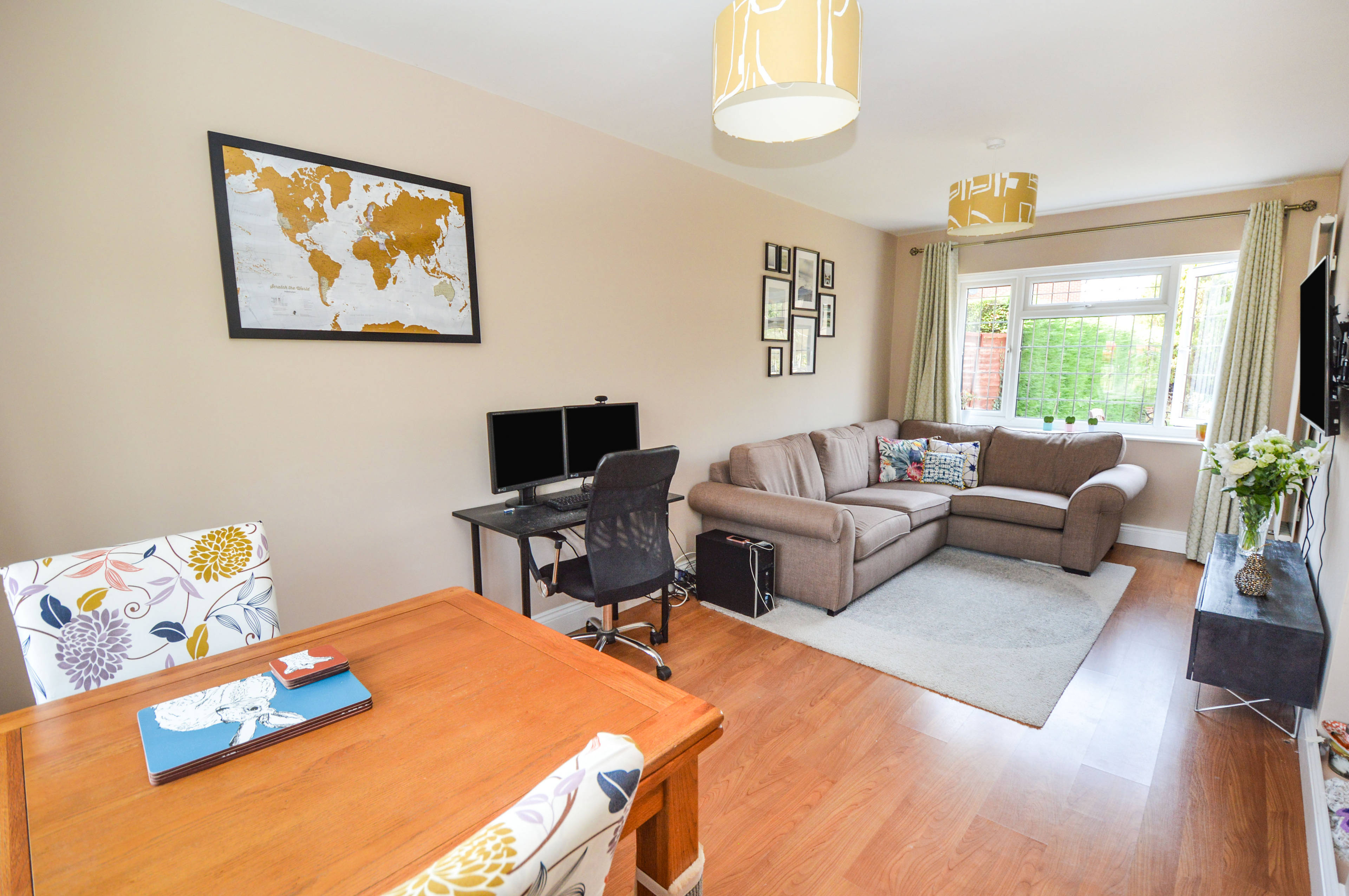 Lounge/dining Room