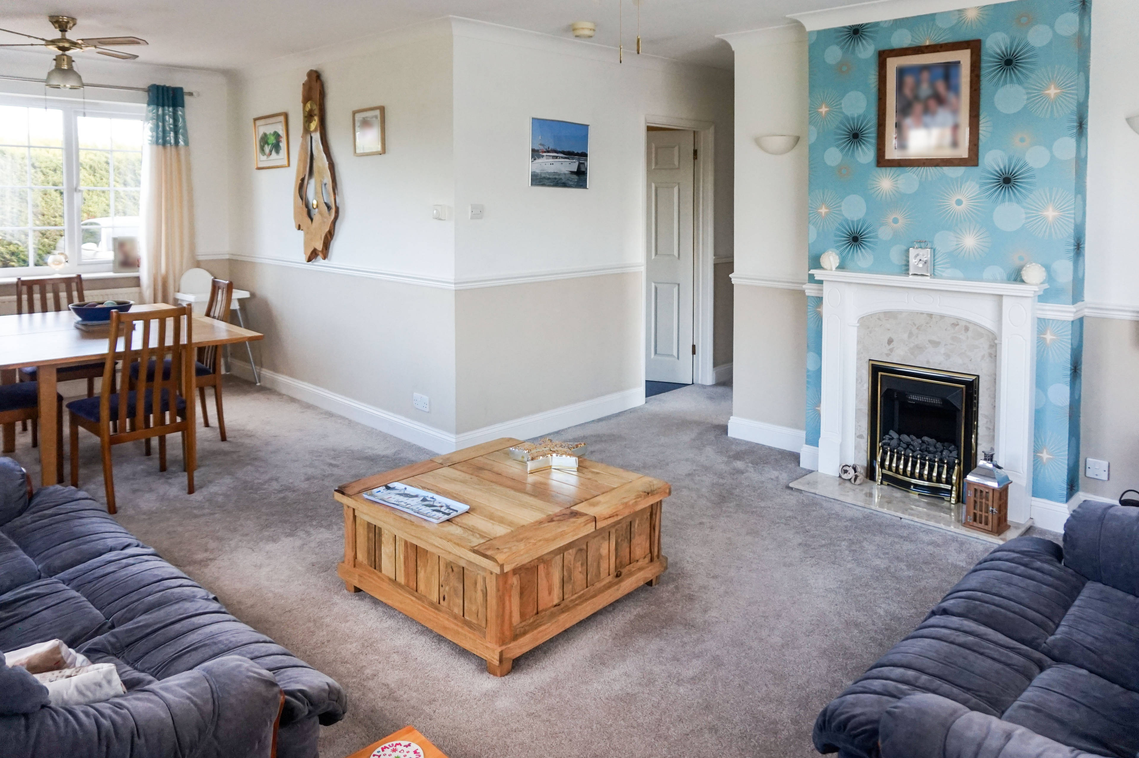 Lounge/Dining Room