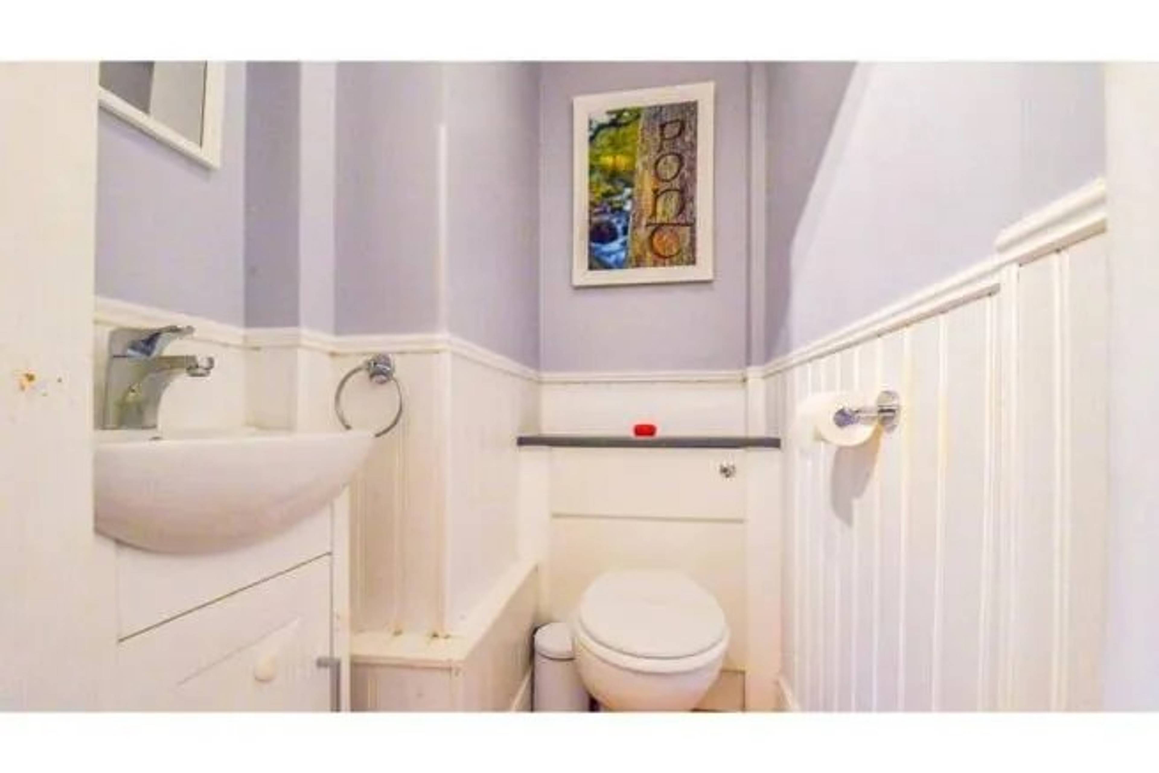Downstairs Bathroom