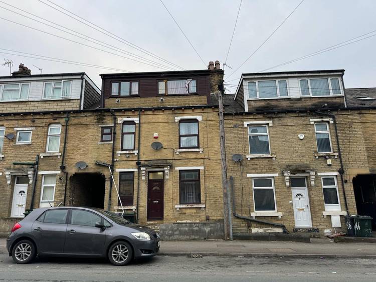 4 bedroom terraced house