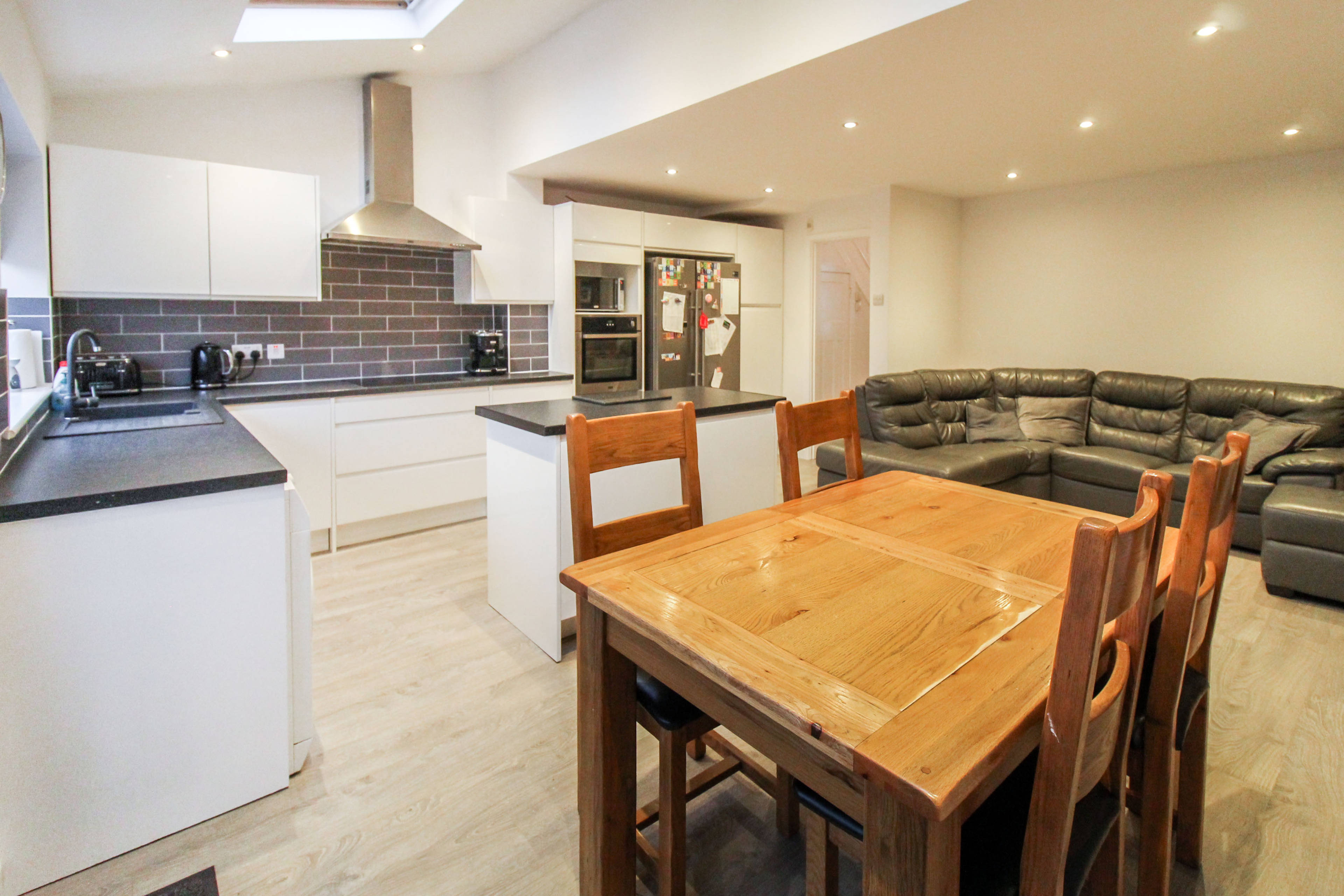 Kitchen/Family Room